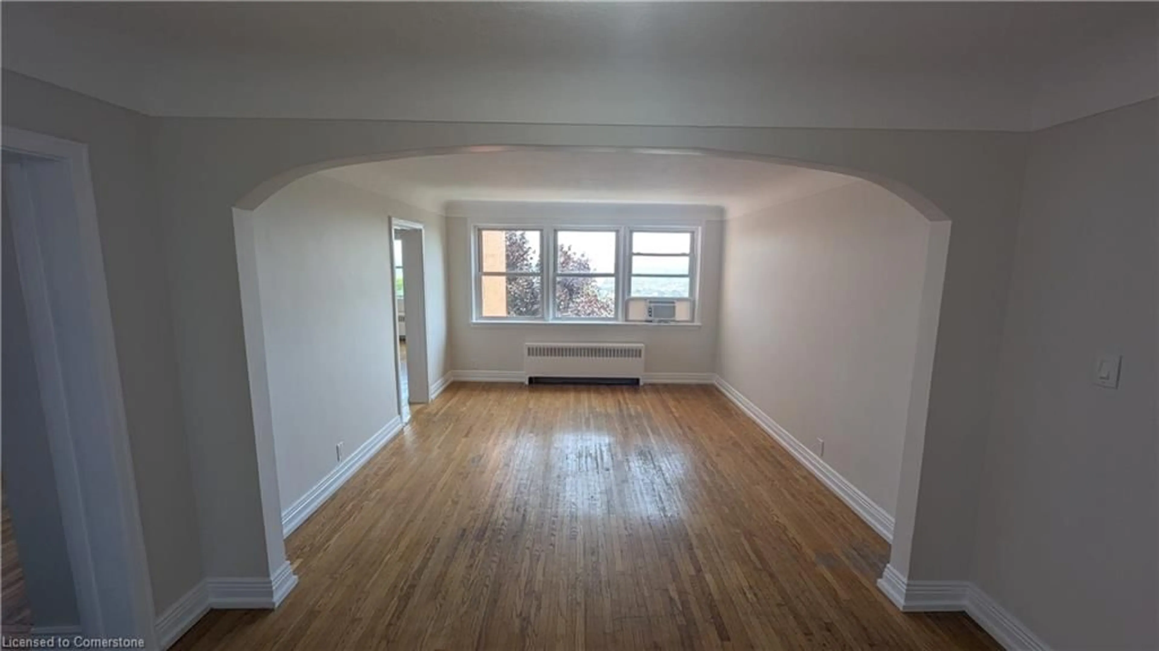 A pic of a room for 5 East 36th St #305C, Hamilton Ontario L8V 3Y6