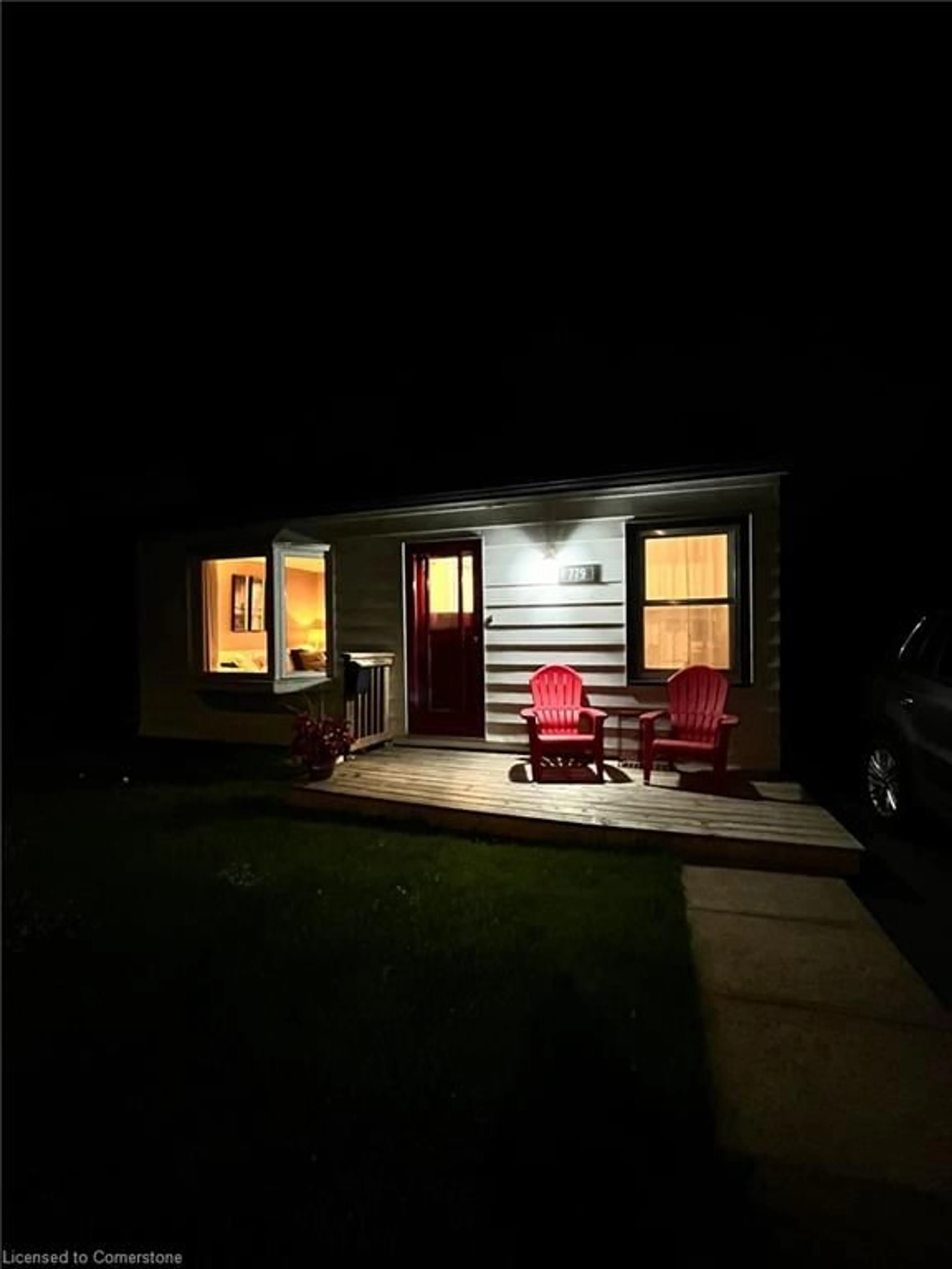 Unknown for 779 New Romaine St, Peterborough Ontario K9J 2E7