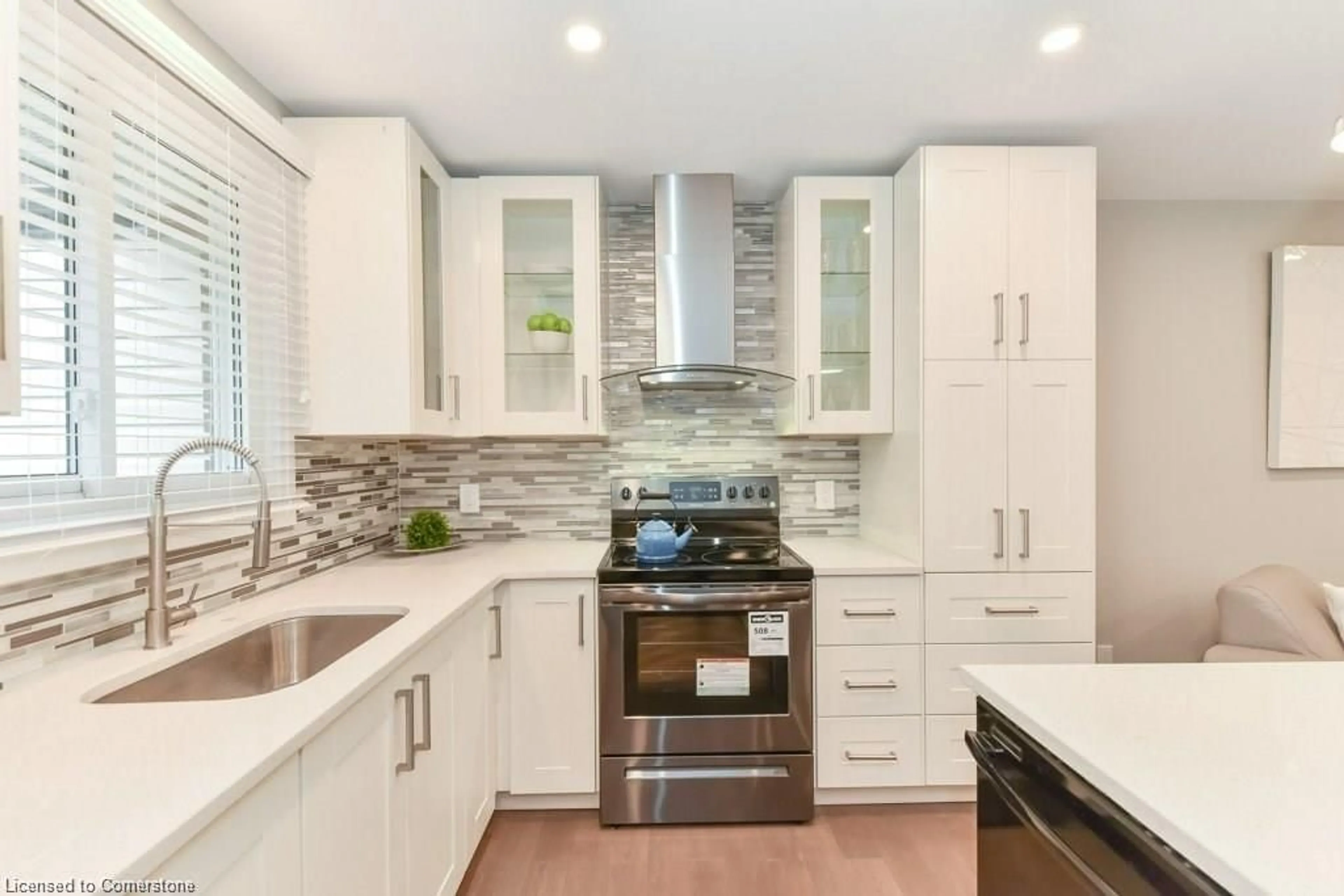 Contemporary kitchen, unknown for 619 Forest Hill Dr, Kitchener Ontario N2N 1A1
