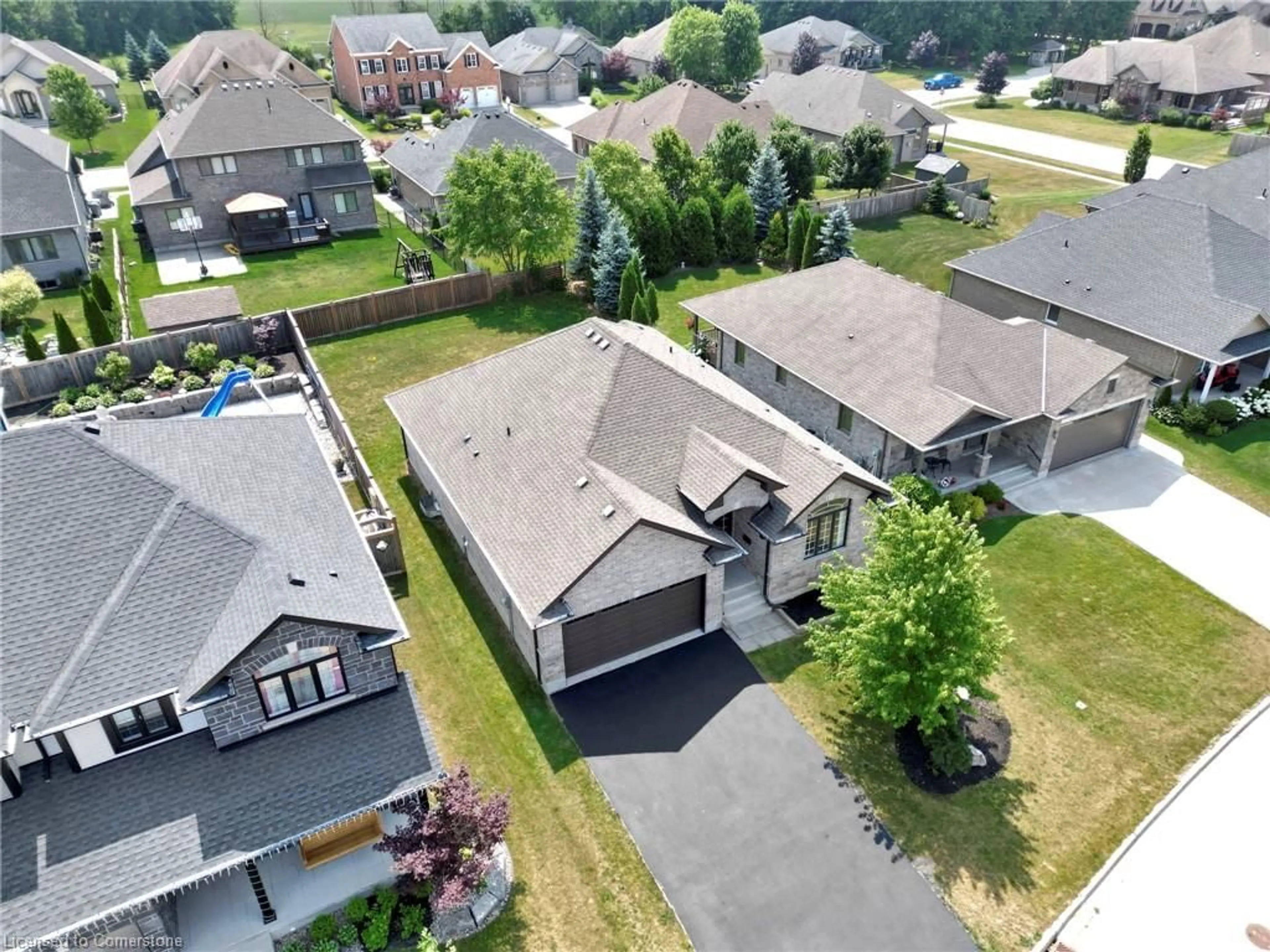 A pic from outside/outdoor area/front of a property/back of a property/a pic from drone, street for 860 Reserve Ave, Listowel Ontario N4W 0B7