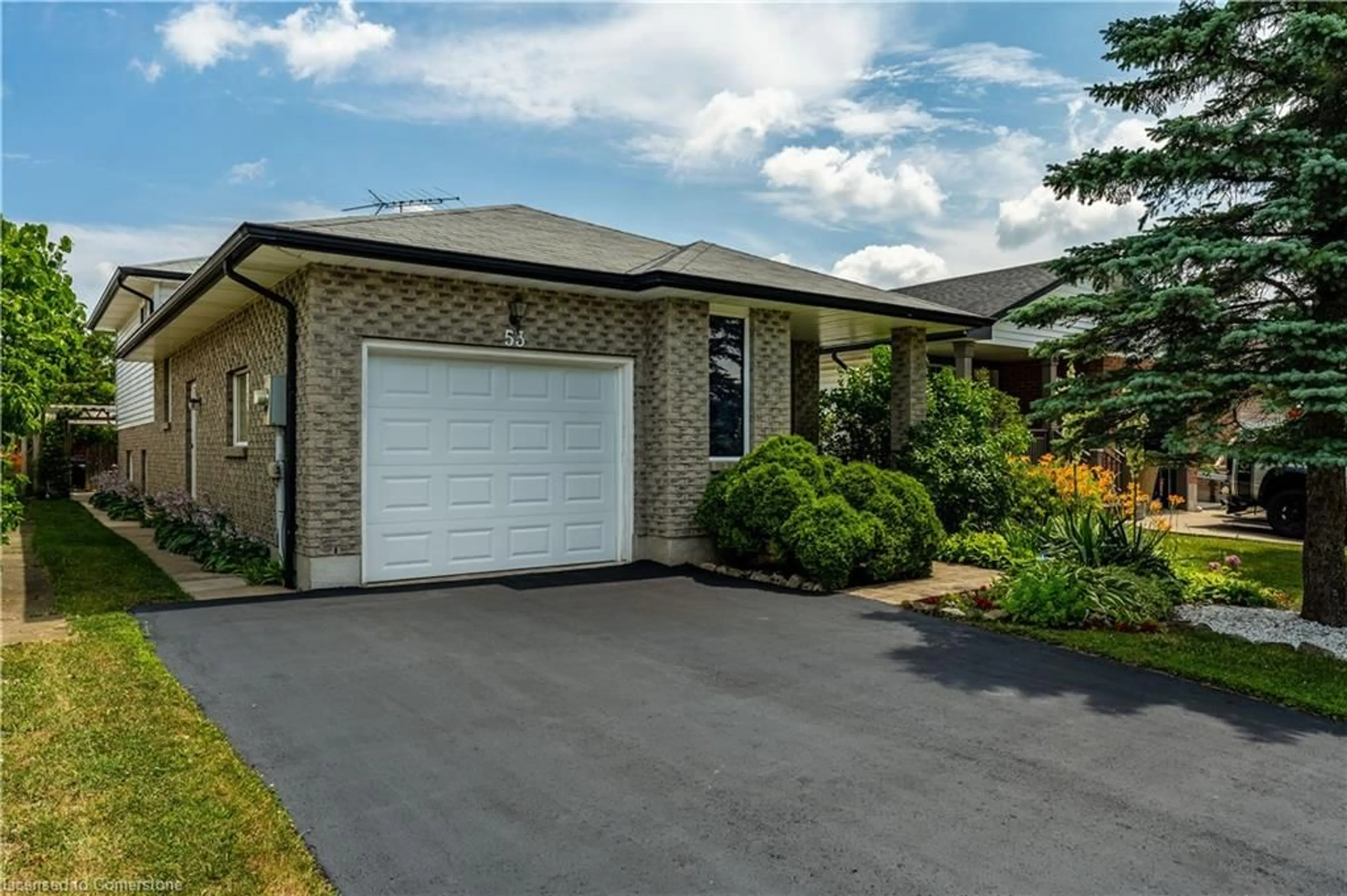 Home with brick exterior material, street for 53 Northridge Dr, Smithville Ontario L0R 2A0