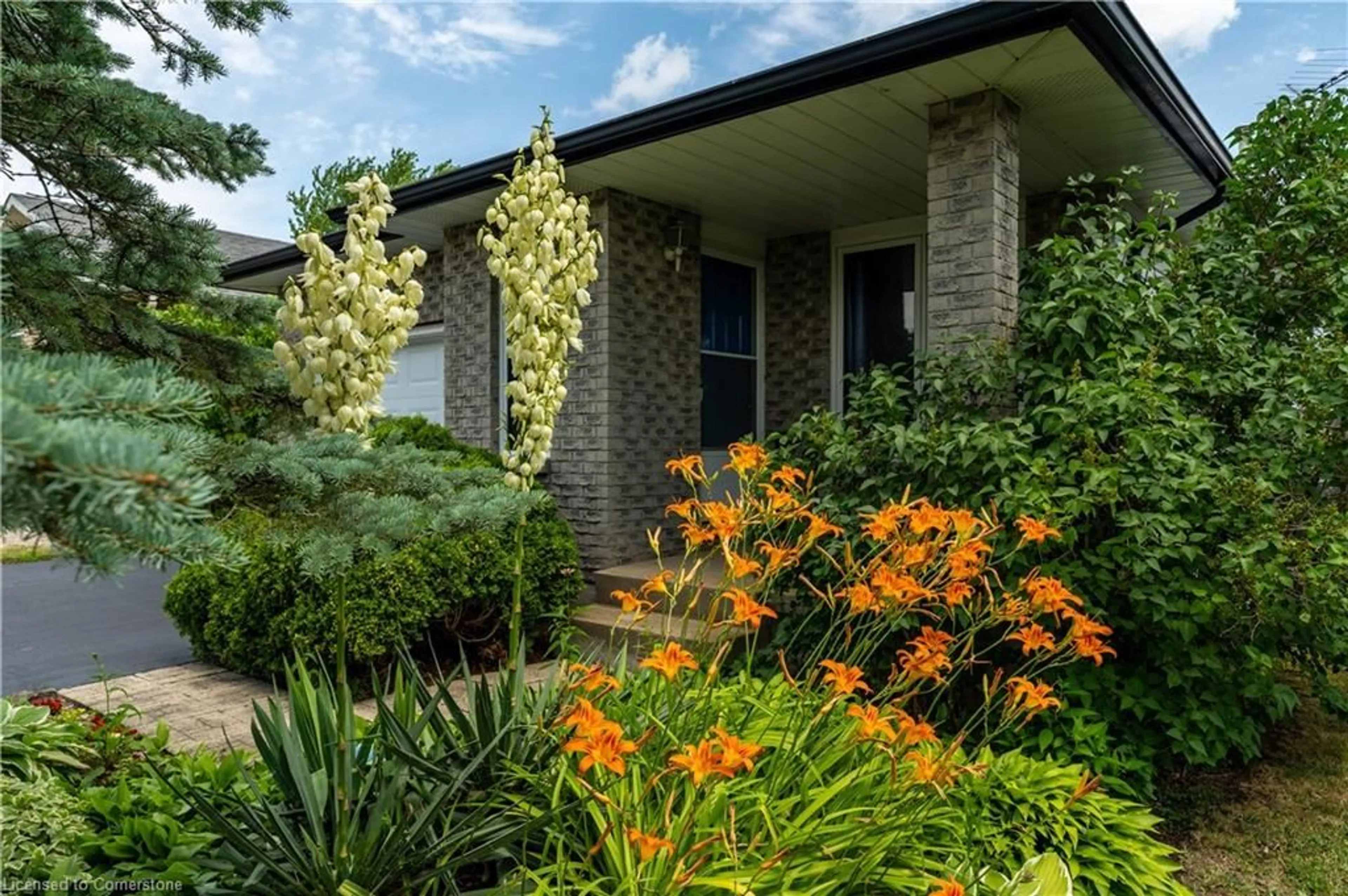 Home with brick exterior material, street for 53 Northridge Dr, Smithville Ontario L0R 2A0