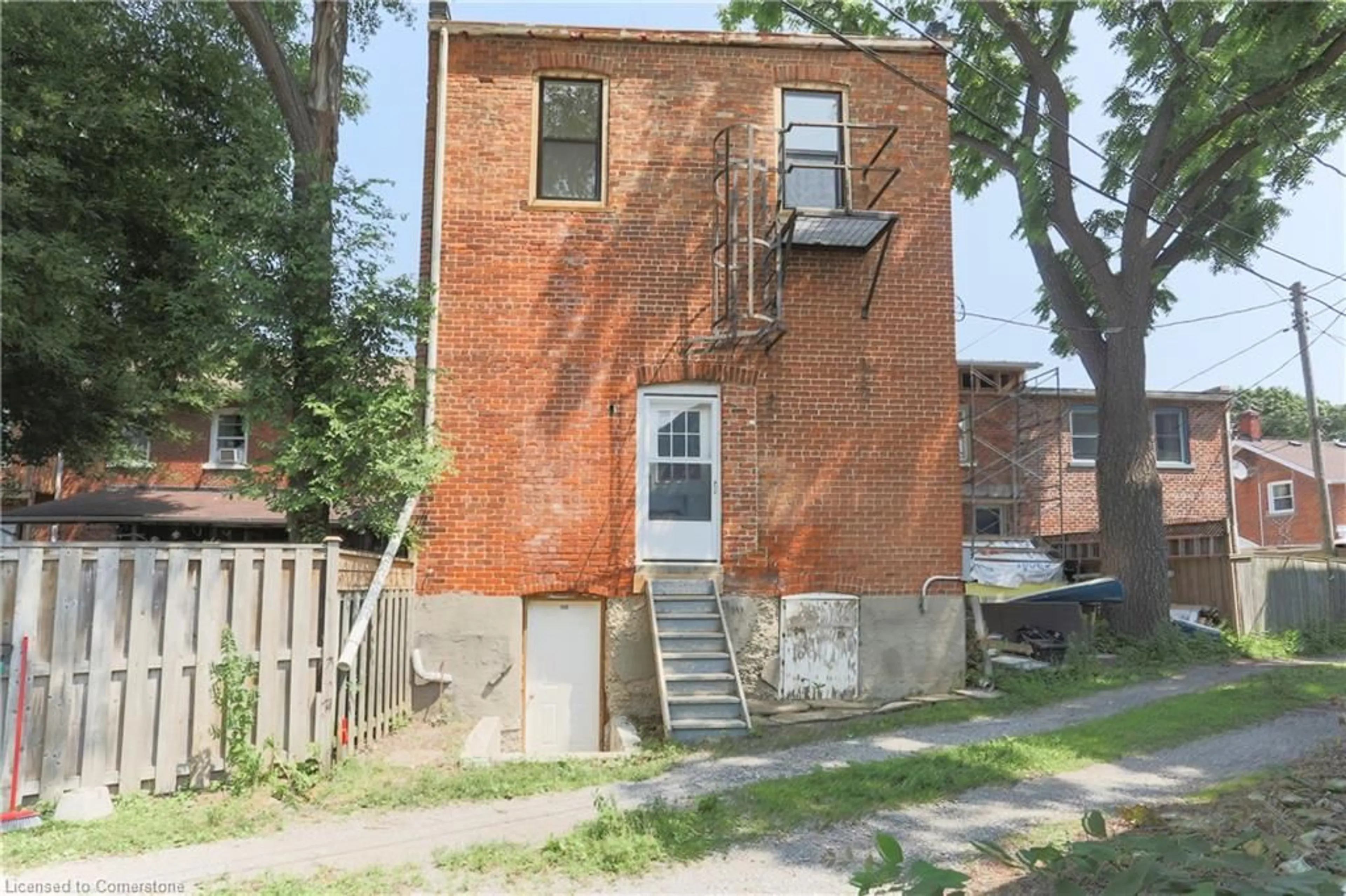 Home with brick exterior material, street for 16 King St, Cayuga Ontario N0A 1E0