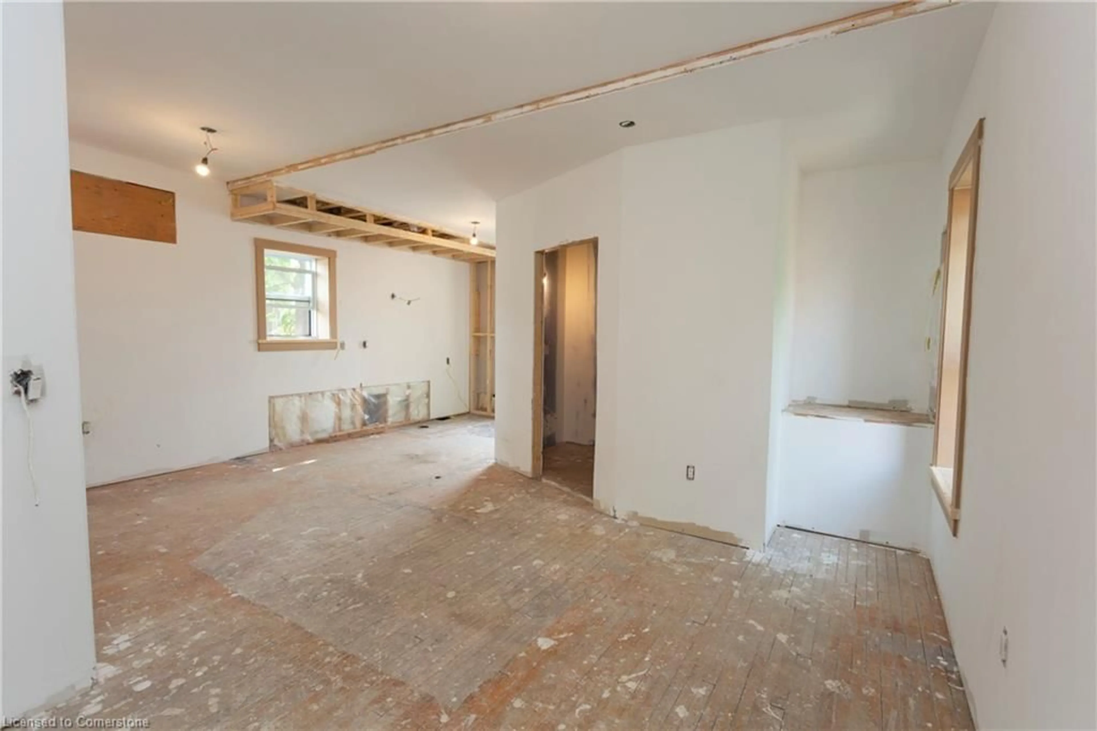A pic of a room for 16 King St, Cayuga Ontario N0A 1E0