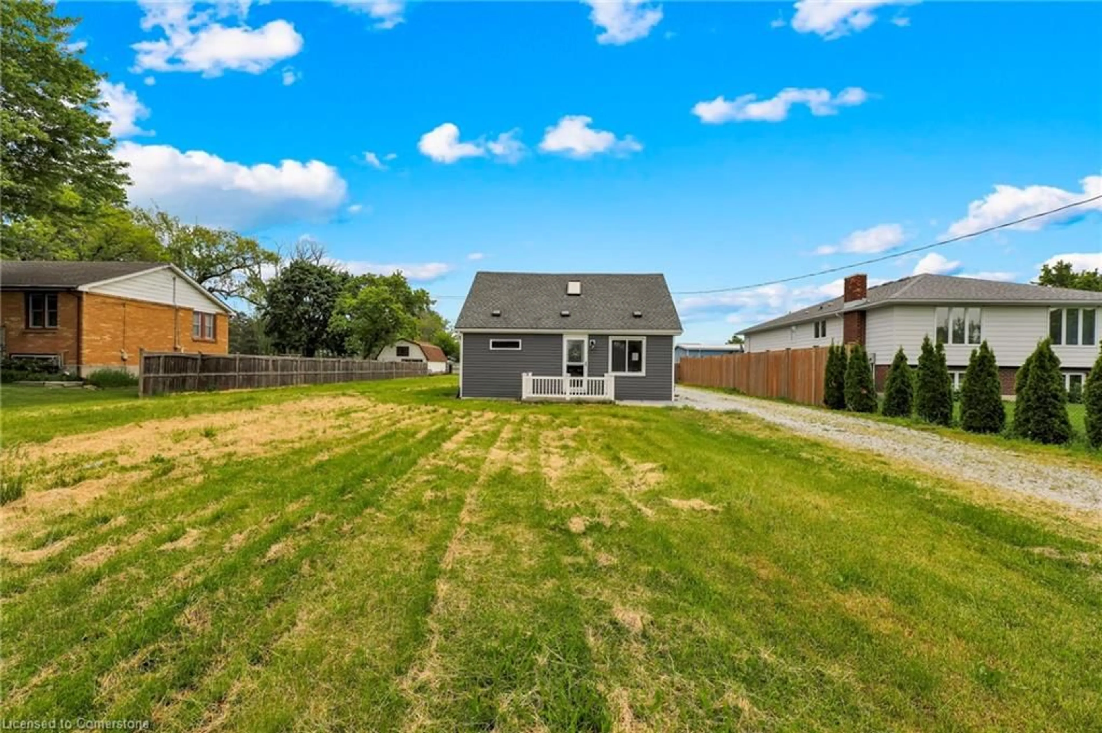 A pic from outside/outdoor area/front of a property/back of a property/a pic from drone, street for 5840 Telfer Rd, Sarnia Ontario N7T 7H2