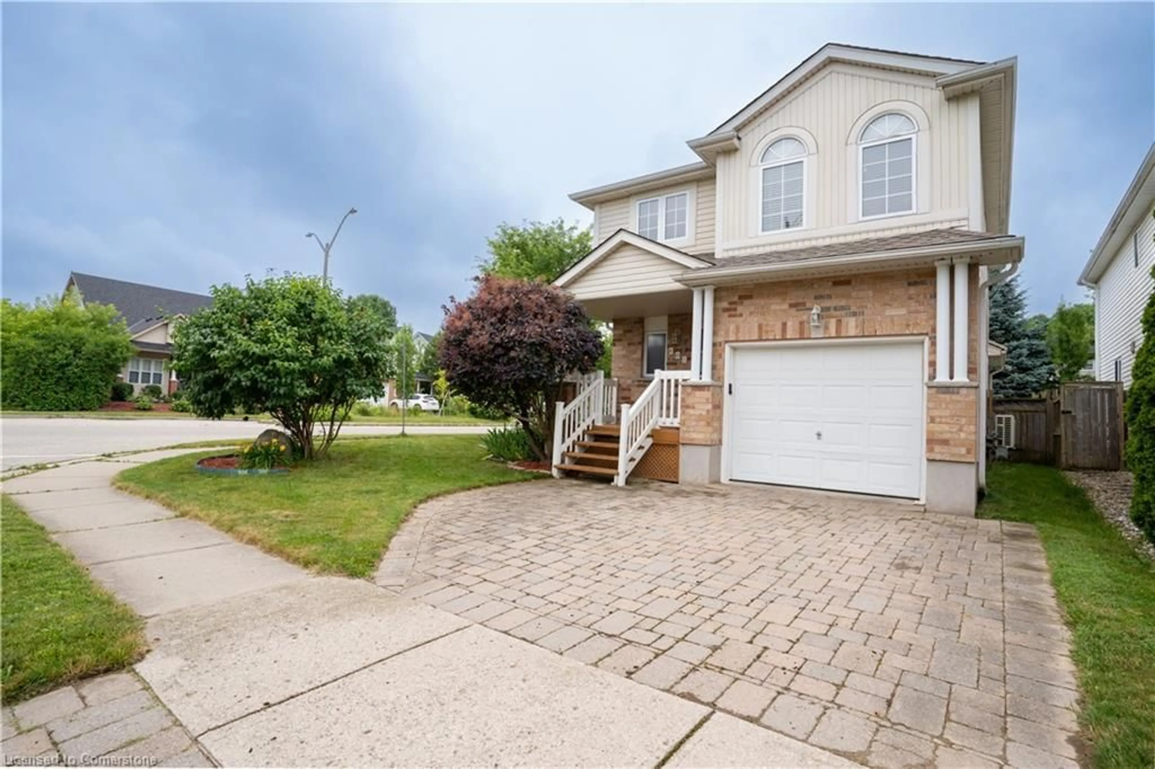 Unknown for 601 Mountain Maple Ave, Waterloo Ontario N2V 2P4
