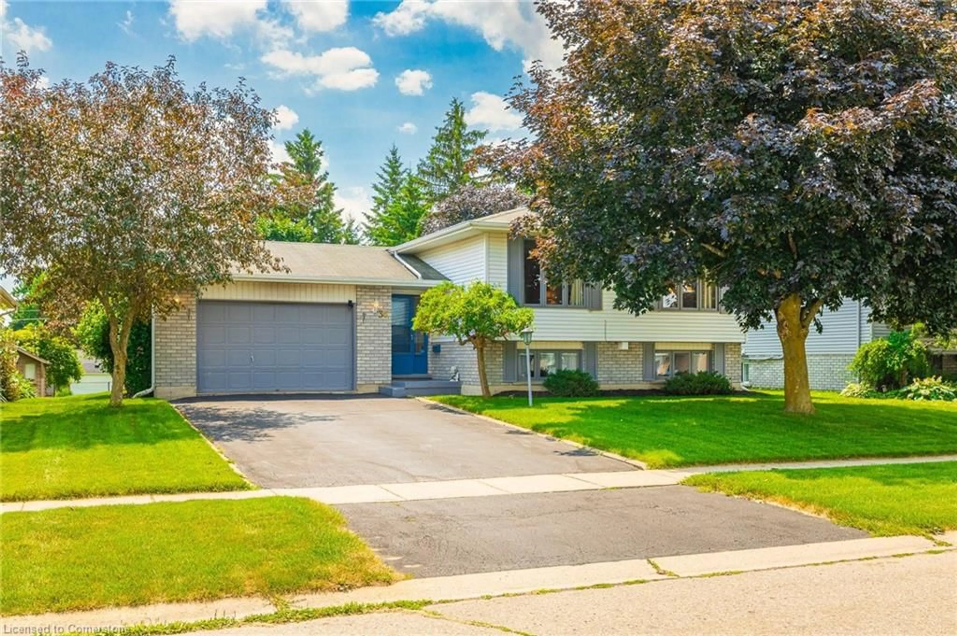 Home with vinyl exterior material, street for 36 Windsor Dr, St. George Ontario N0E 1N0