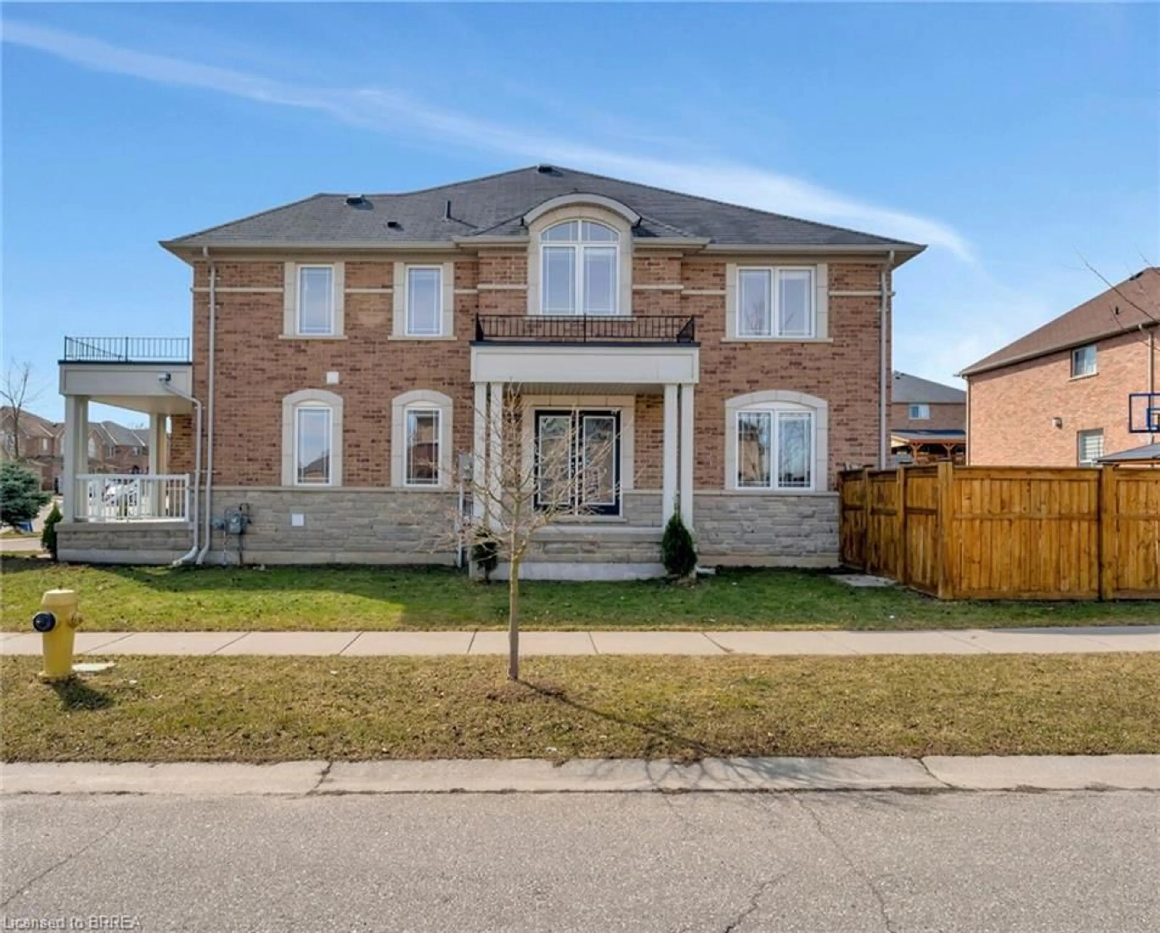 Home with brick exterior material, street for 241 Thomas Ave, Brantford Ontario N3S 0E1