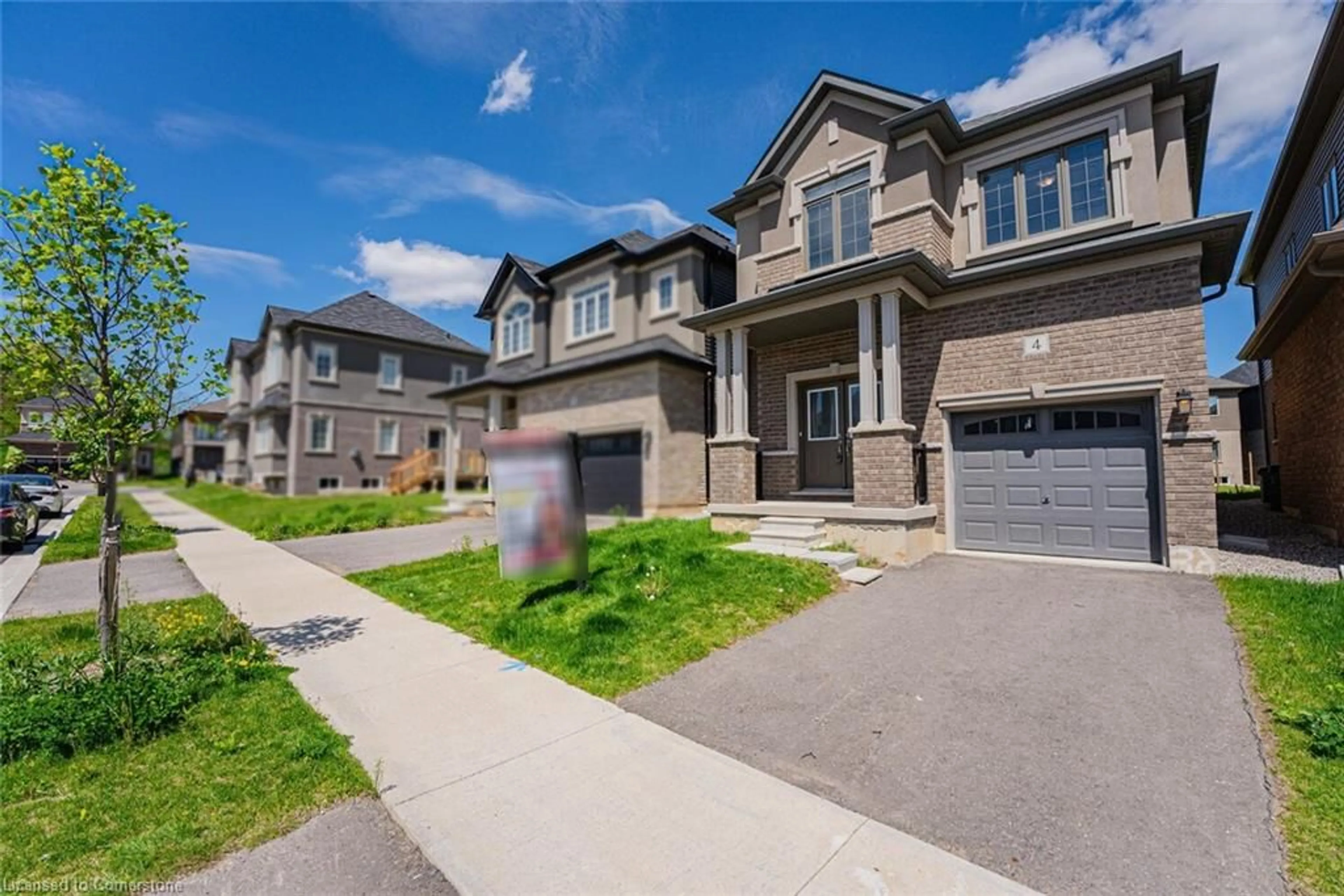 A pic from outside/outdoor area/front of a property/back of a property/a pic from drone, street for 4 Tarrison St, Brantford Ontario N3V 0B1