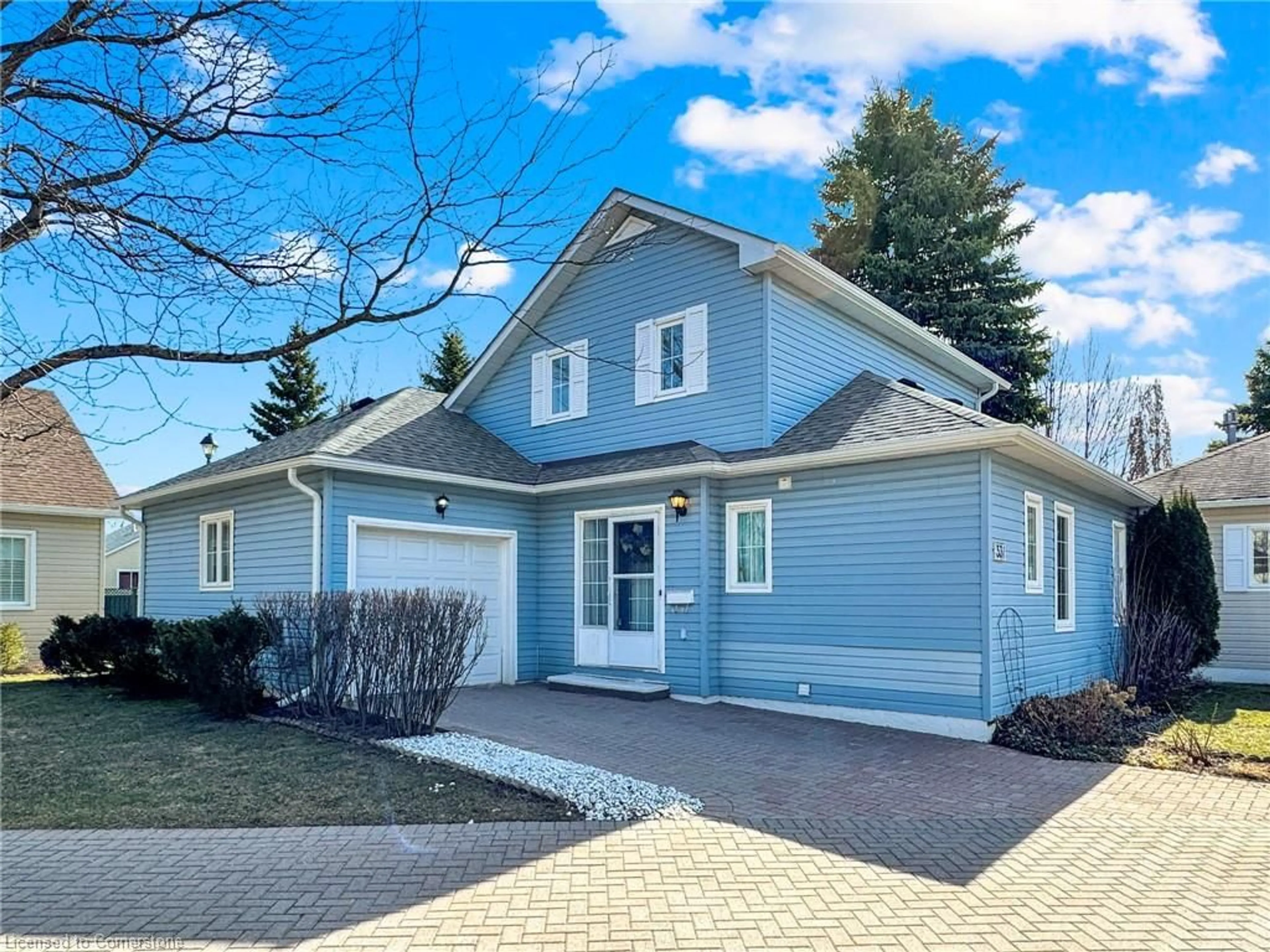Home with vinyl exterior material, street for 331 Silverbirch Blvd, Mount Hope Ontario L0R 1W0