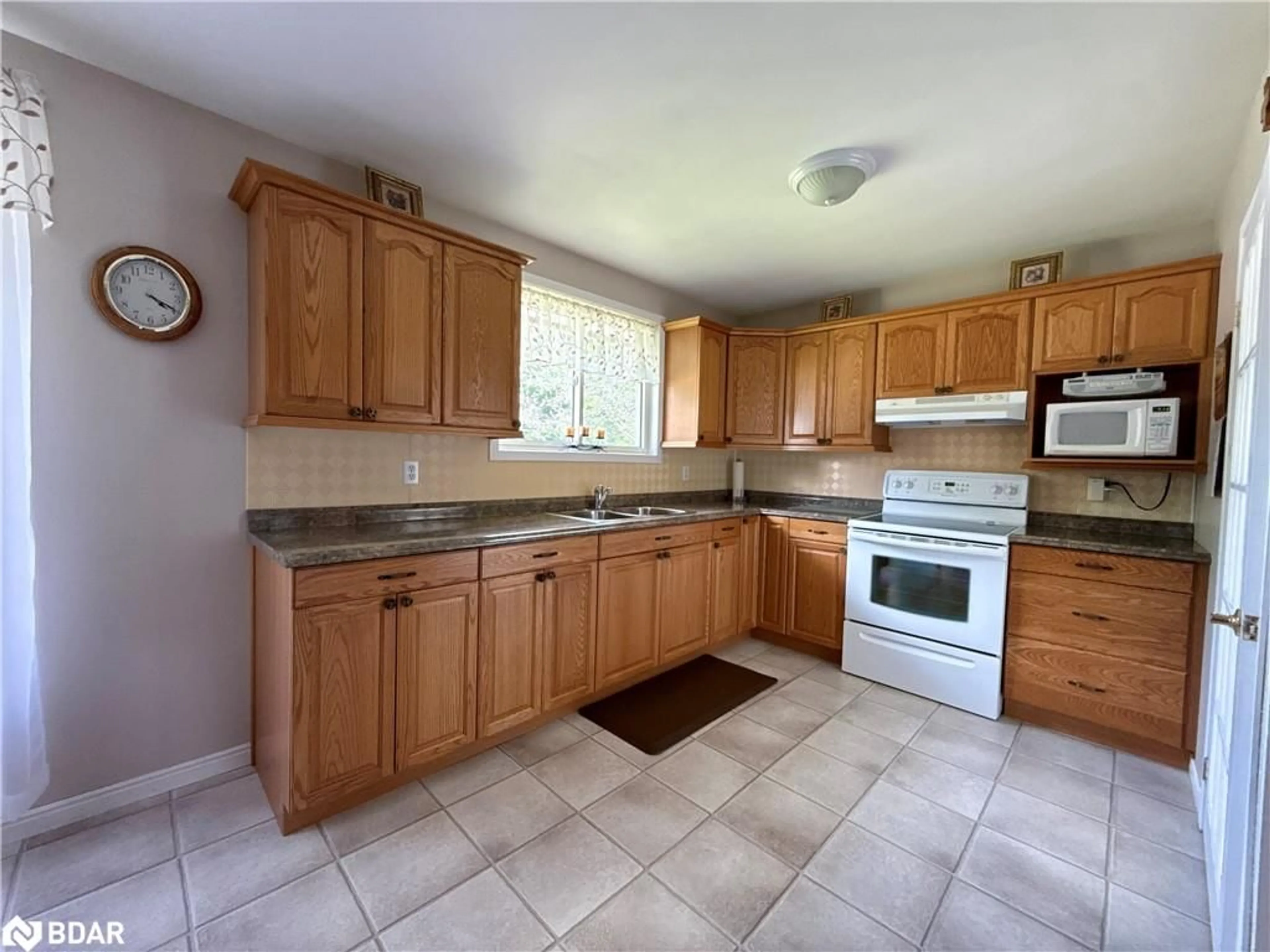 Standard kitchen, ceramic/tile floor for 4673 Fergus Ave, Val Therese Ontario P3P 1S3