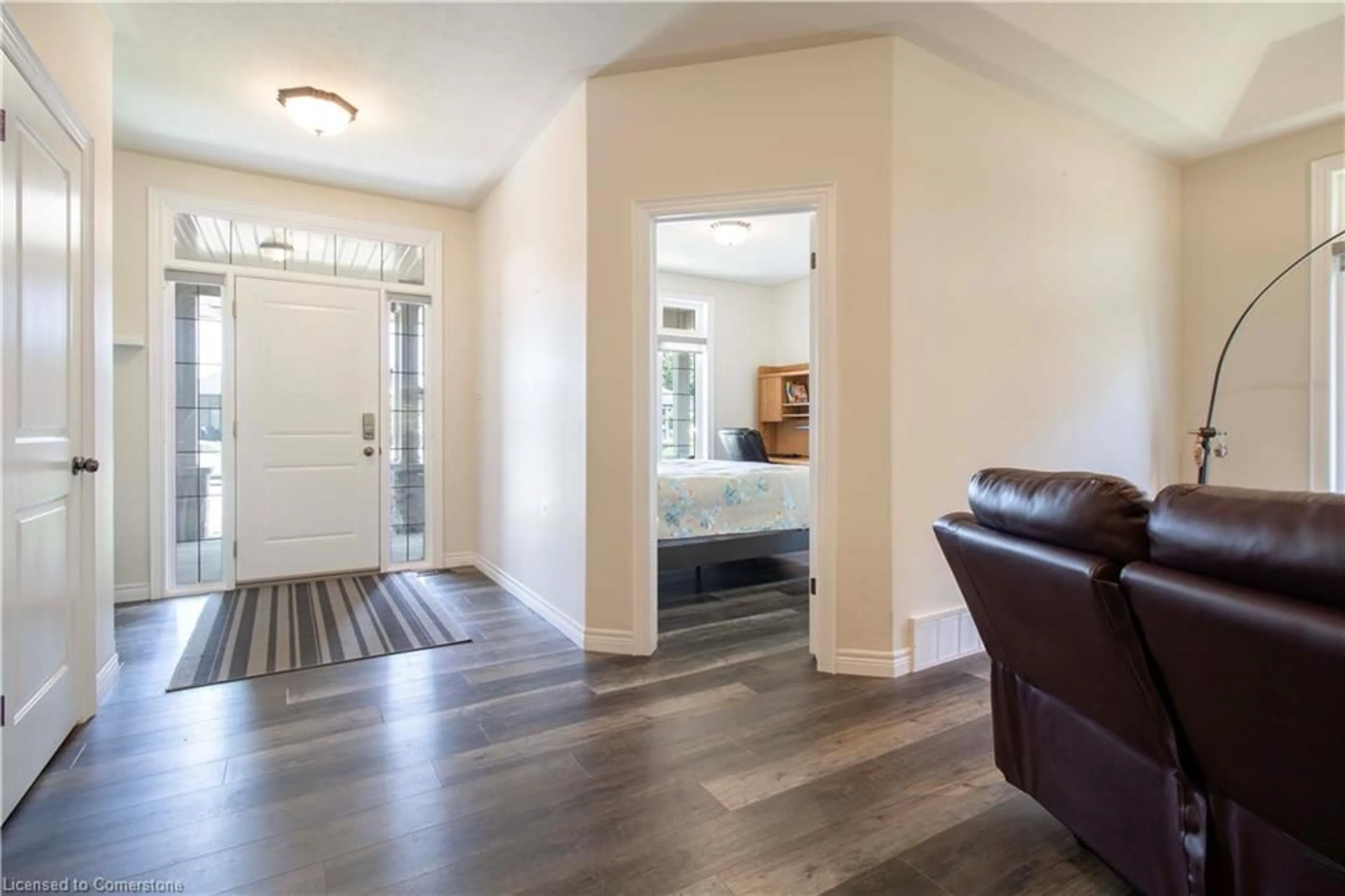 Indoor entryway for 31 Sycamore Dr, Port Dover Ontario N0A 1N6