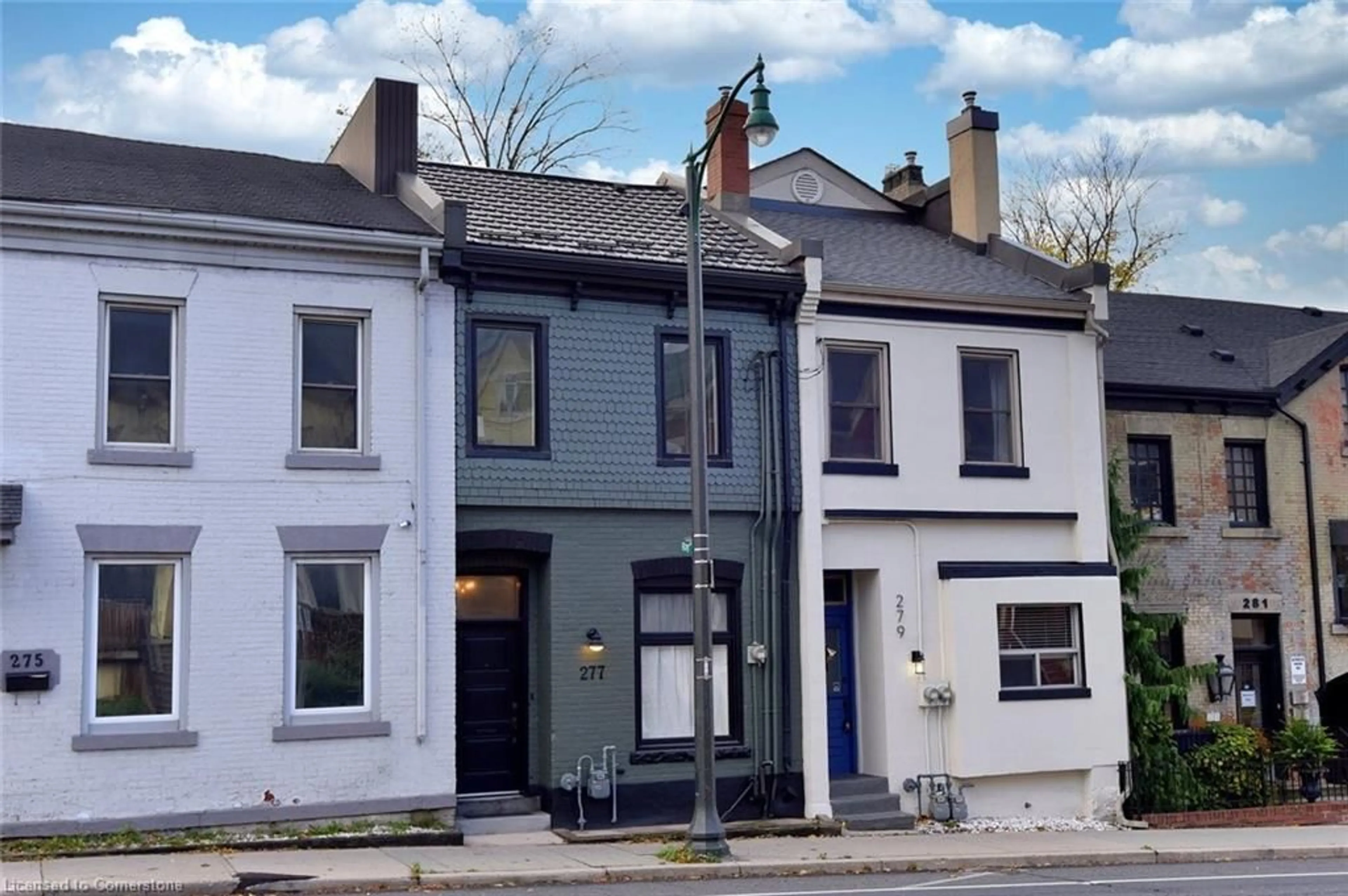 A pic from outside/outdoor area/front of a property/back of a property/a pic from drone, street for 277 Main St, Hamilton Ontario L8P 1J7
