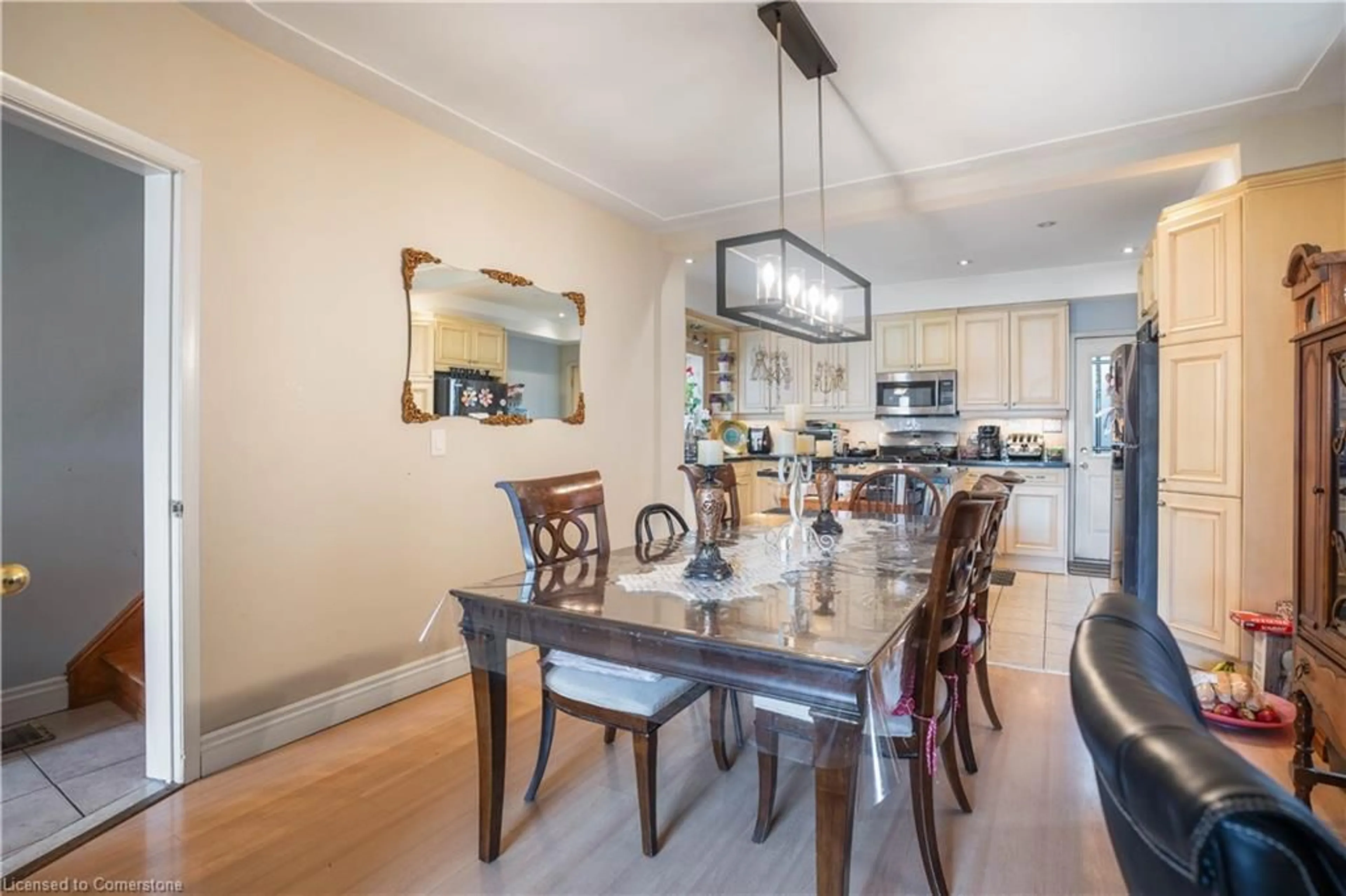 Dining room, unknown for 196 Avondale St, Hamilton Ontario L8L 7C3