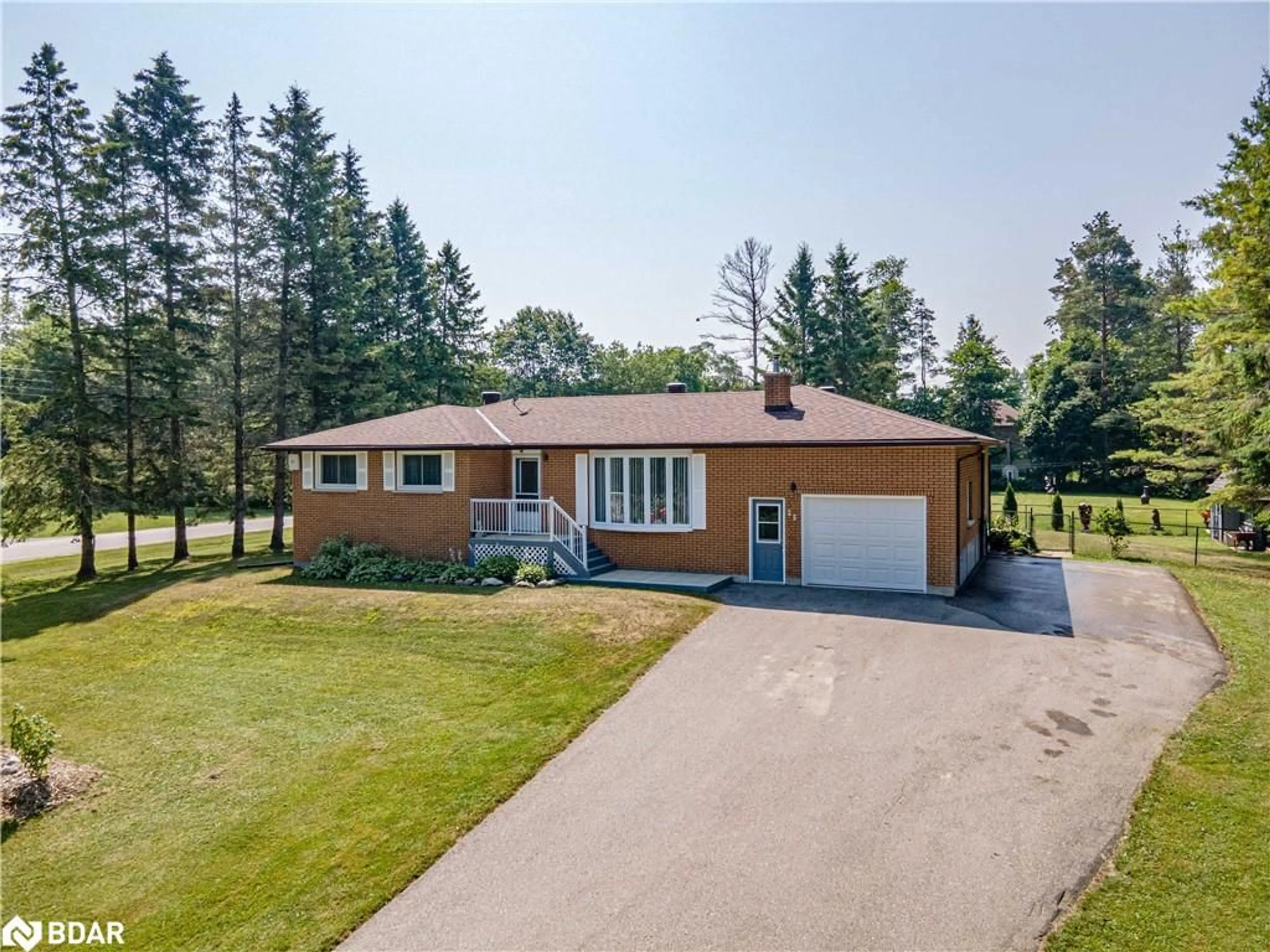 A pic from outside/outdoor area/front of a property/back of a property/a pic from drone, street for 25 Lamers Cres, New Lowell Ontario L0M 1N0