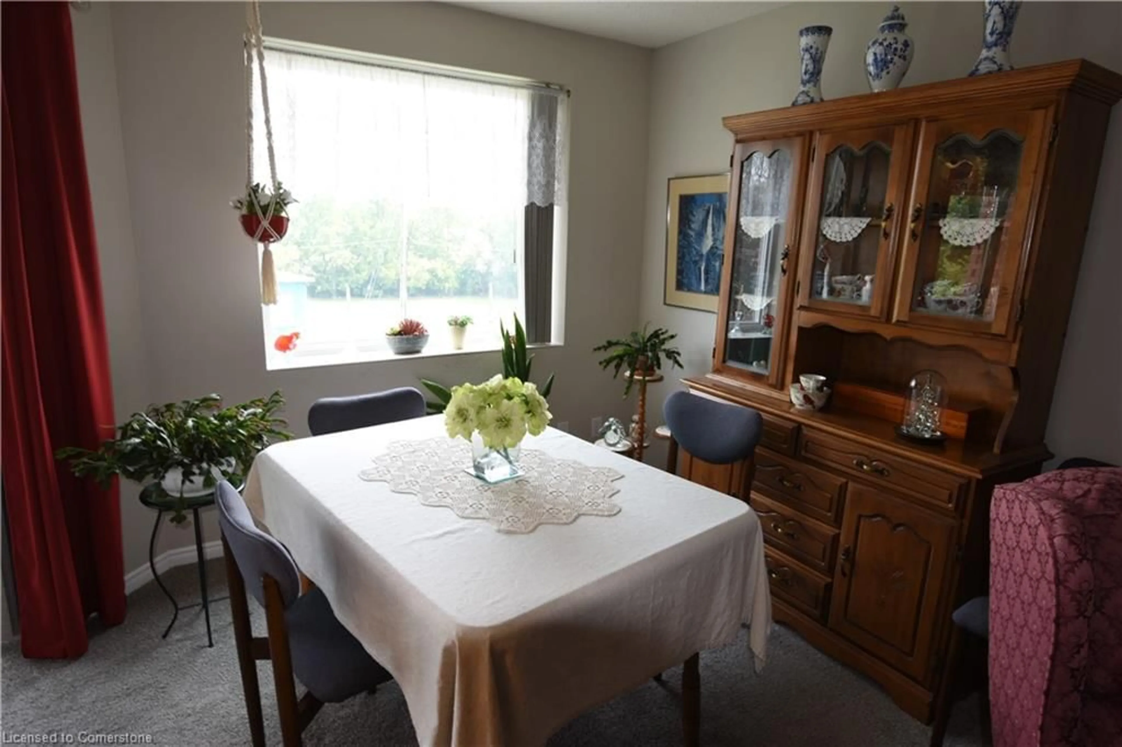 Dining room, unknown for 5 Mill Pond Crt #403, Simcoe Ontario N3Y 5J6