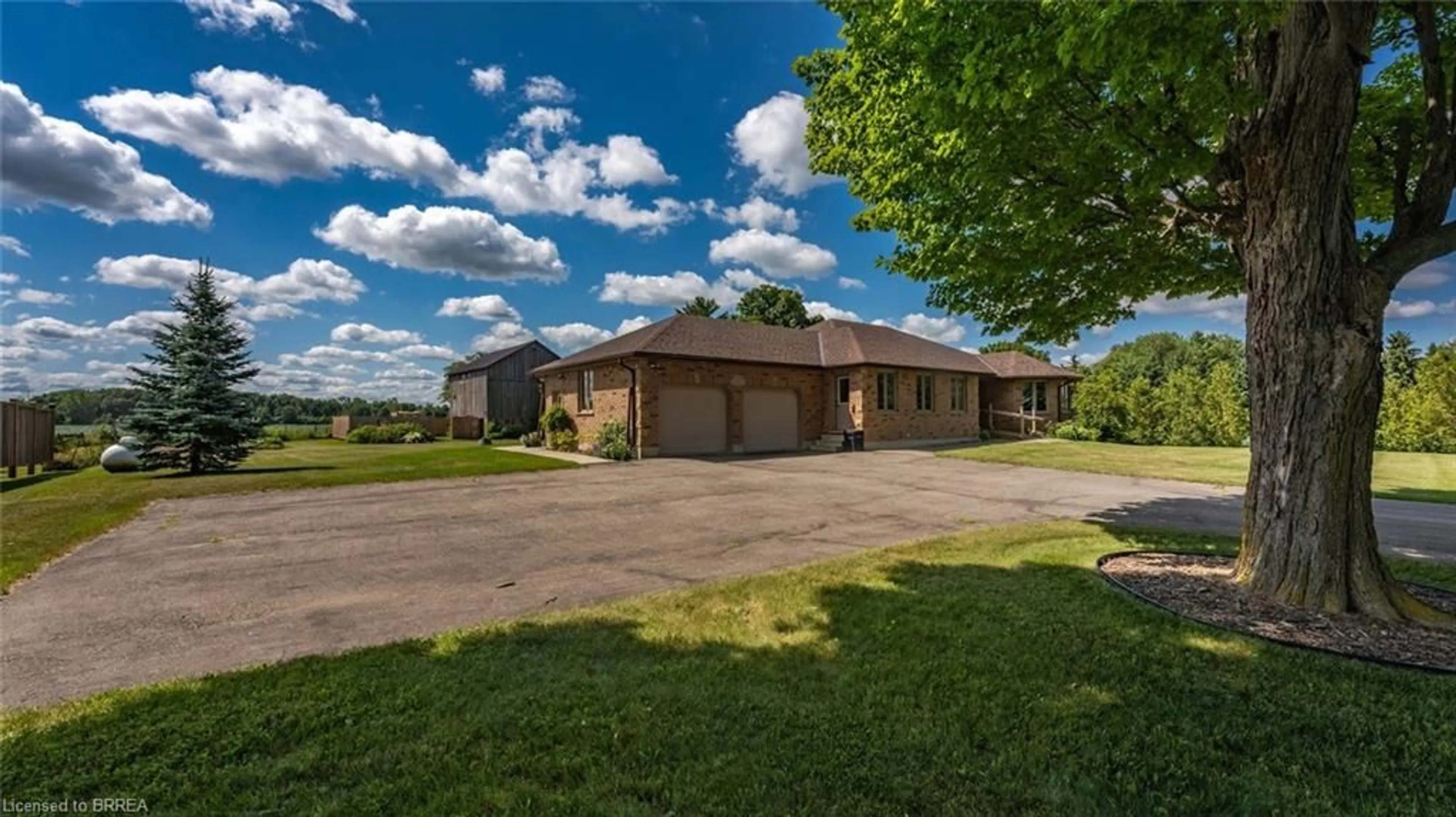 A pic from outside/outdoor area/front of a property/back of a property/a pic from drone, unknown for 103 Third Concession Rd, Burford Ontario N0J 1V0