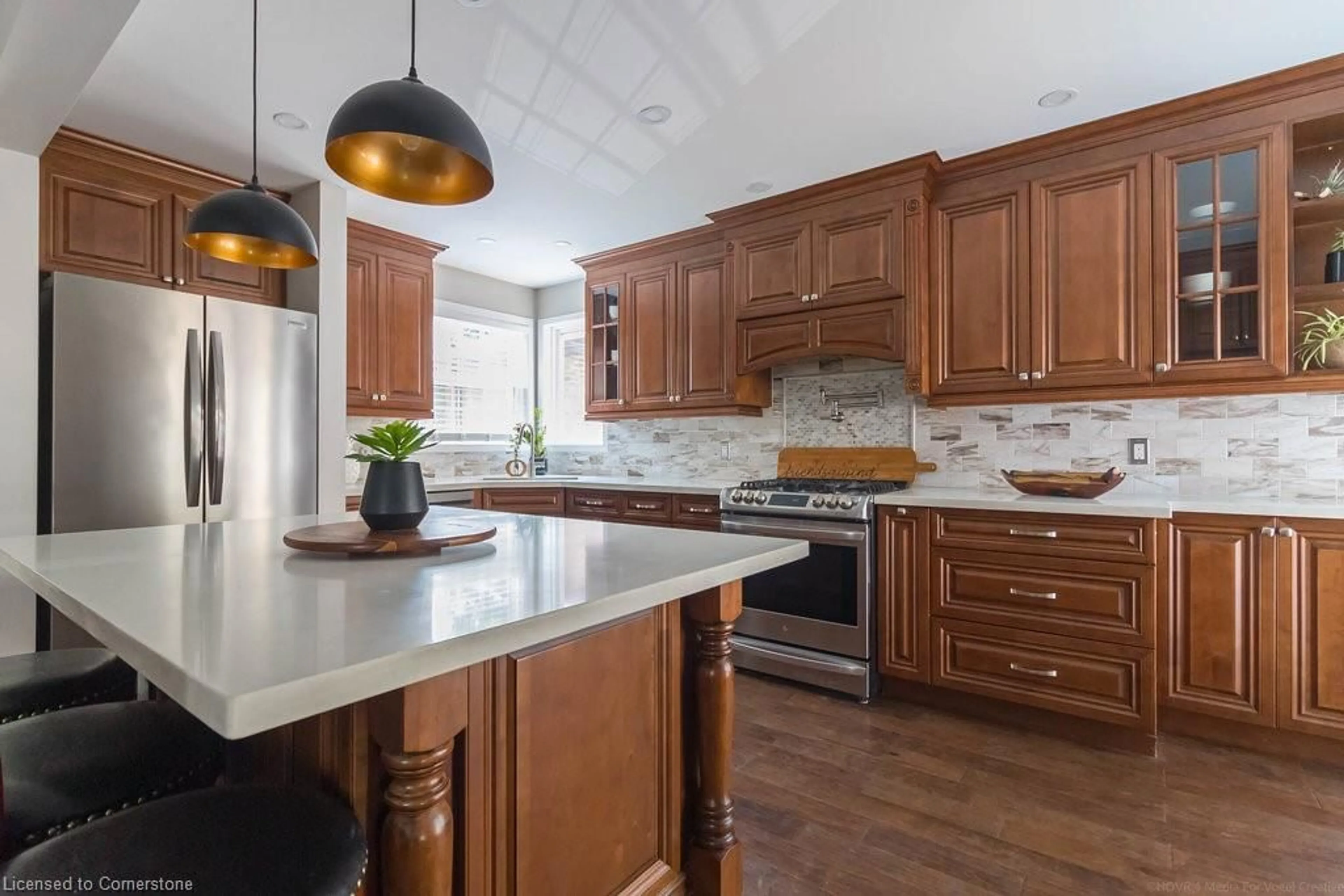 Open concept kitchen, unknown for 47 Ryans Way, Waterdown Ontario L8B 0H2