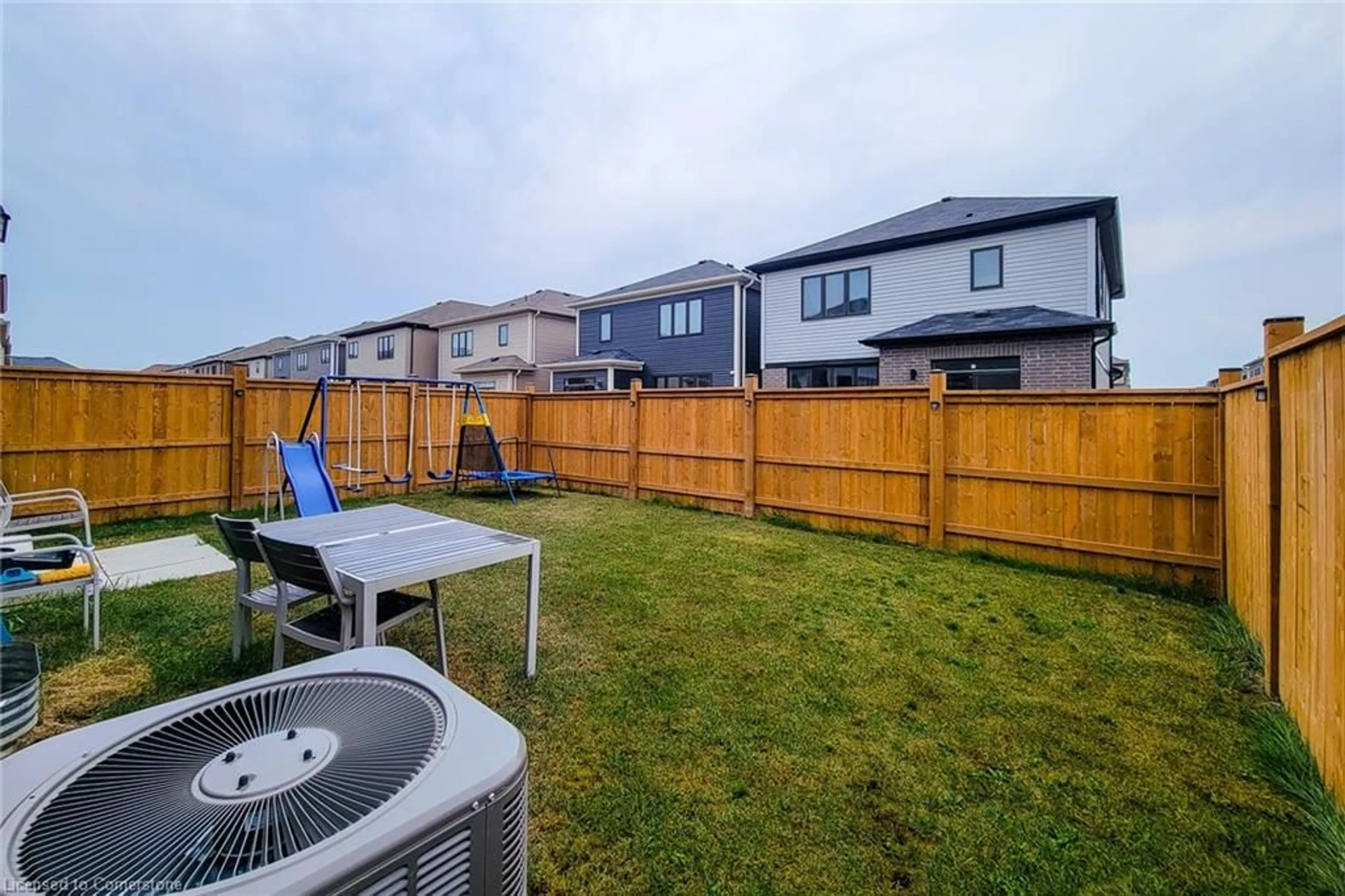 Patio, unknown for 73 Lillian Way, Haldimand Ontario N3W 0G2