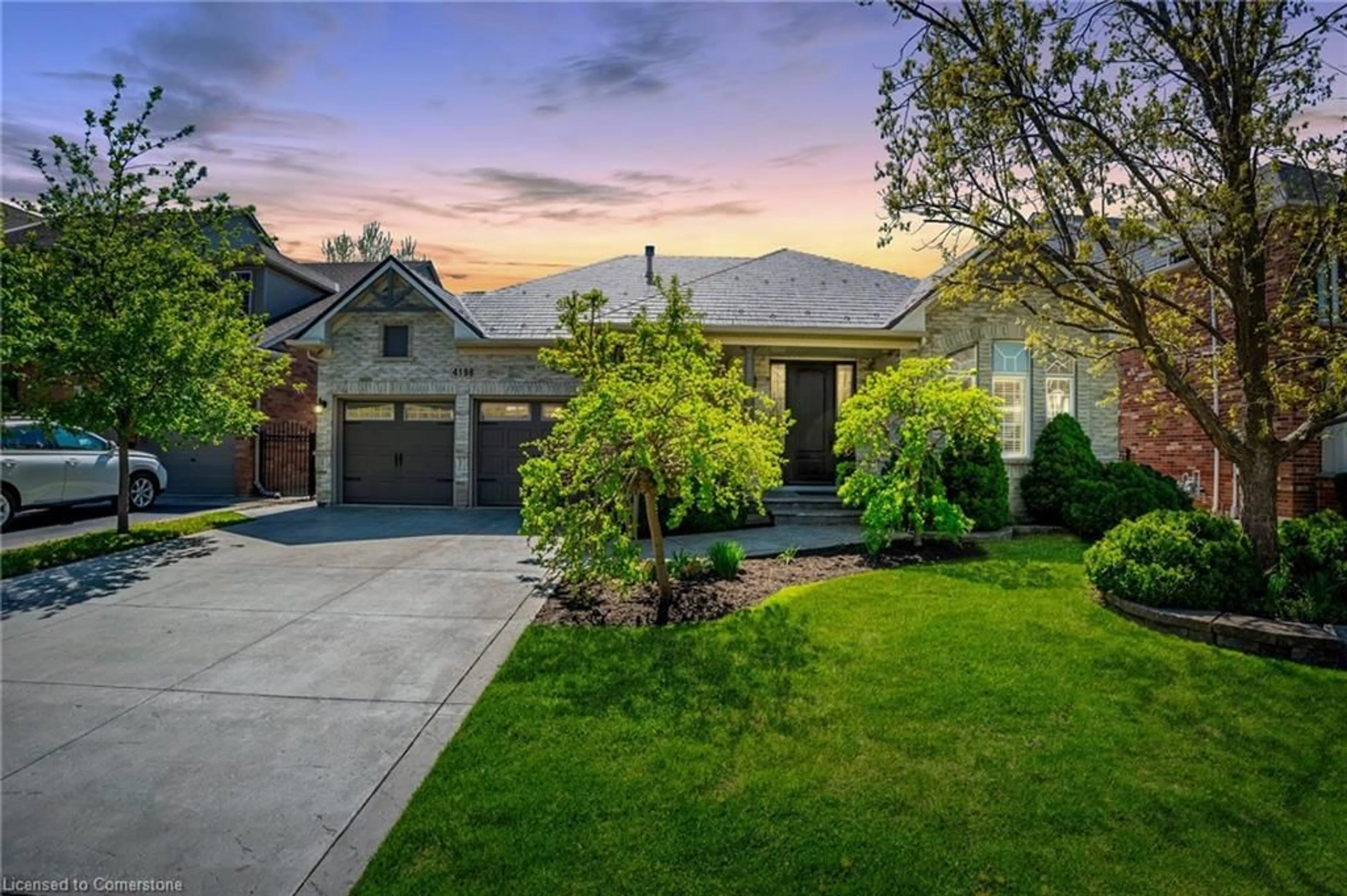 Home with brick exterior material, street for 4198 Kane Cres, Burlington Ontario L7M 5C1