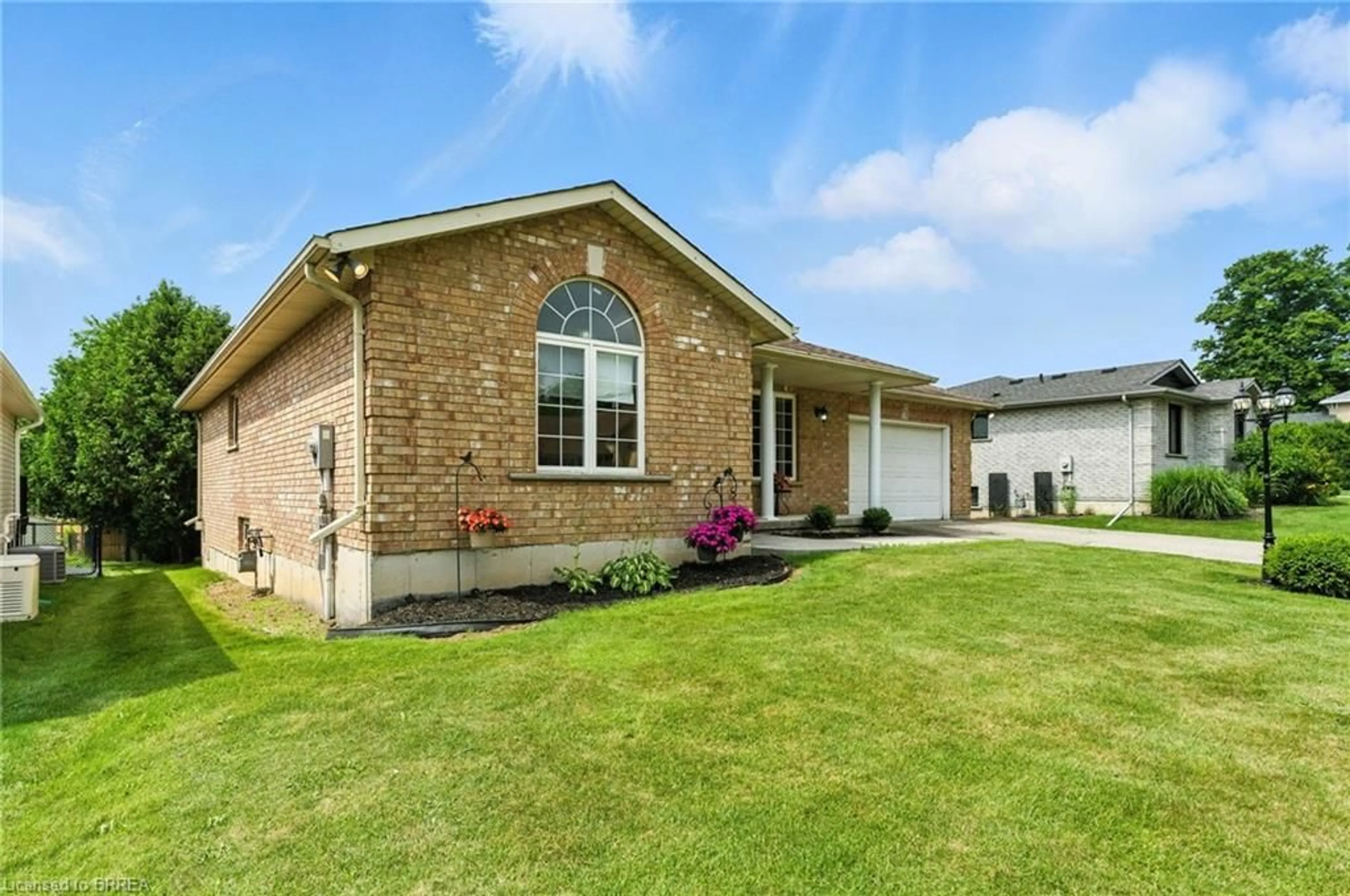 Home with brick exterior material, street for 72 Prospect St, Drumbo Ontario N0J 1G0