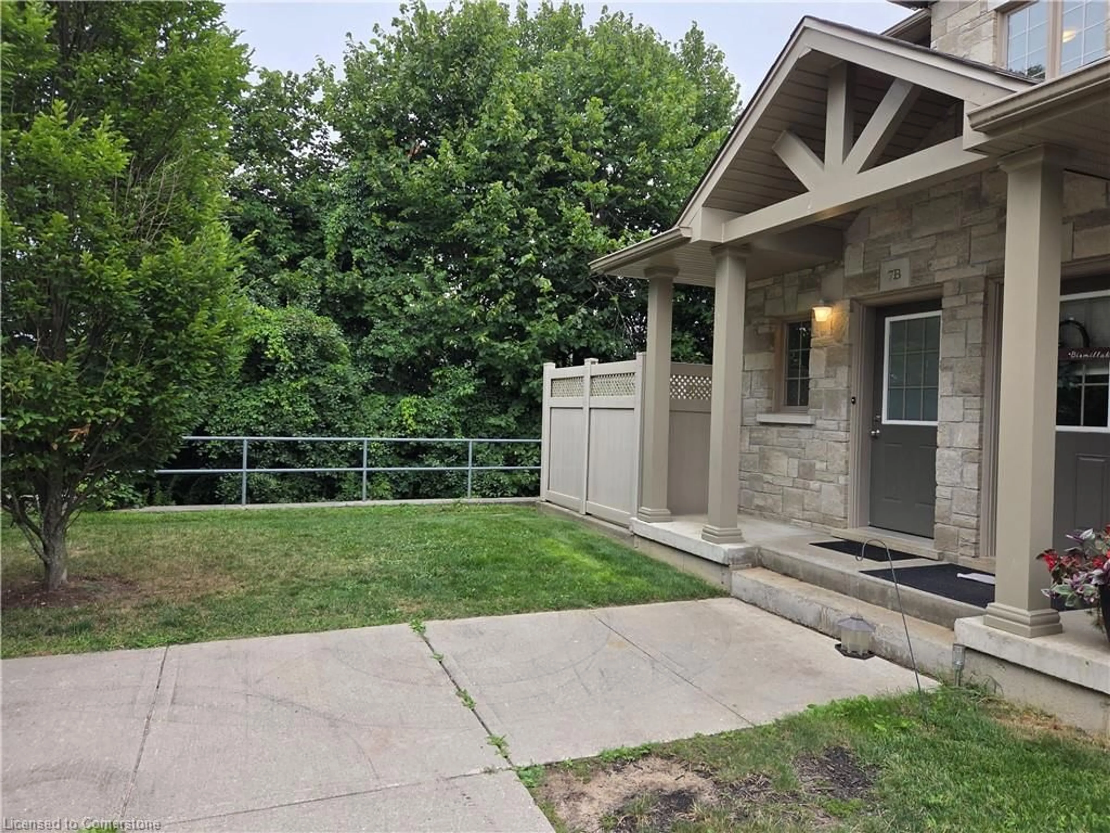 Unknown for 931 Glasgow St #7B, Kitchener Ontario N2N 0B6