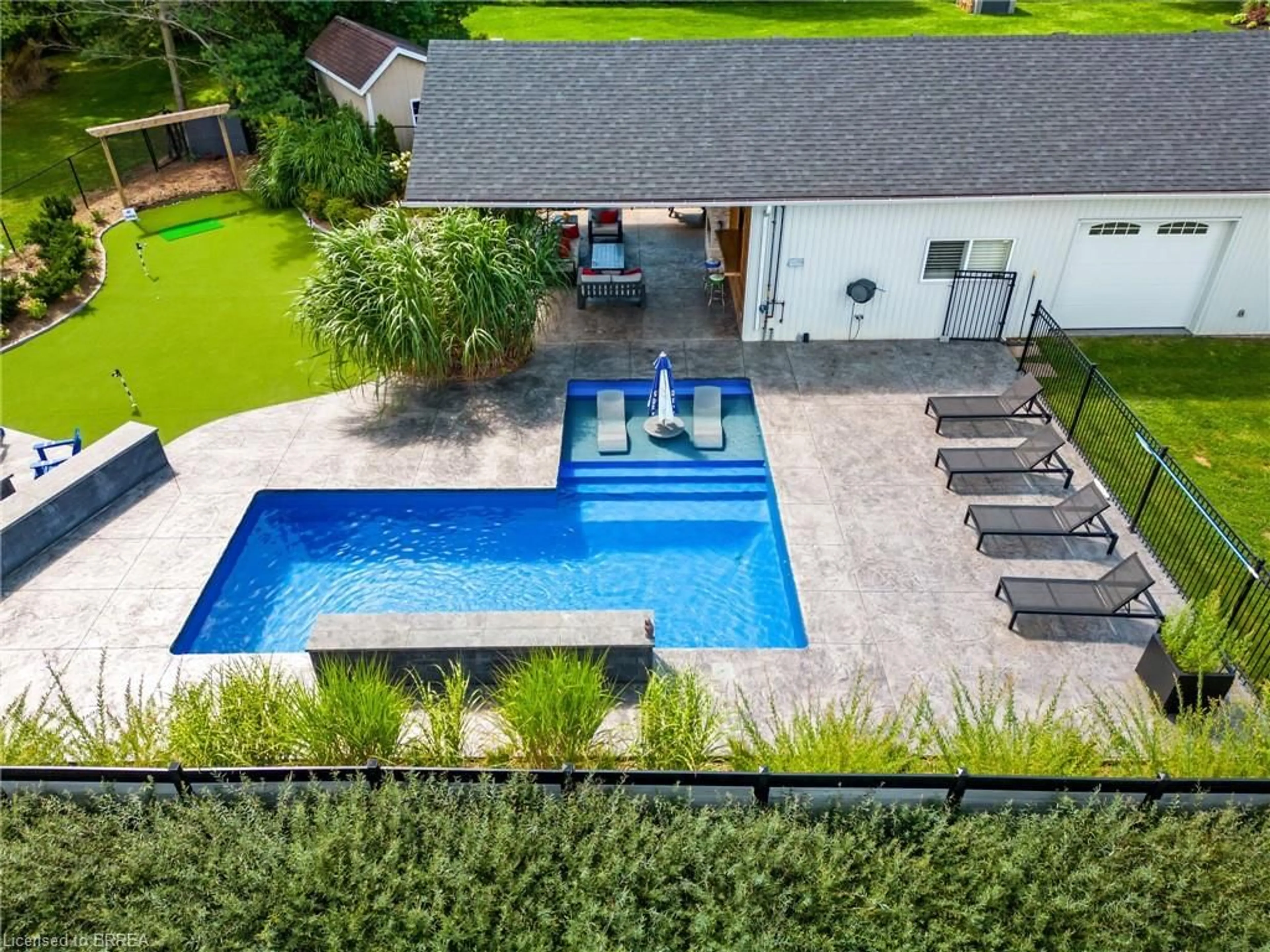 Pool for 233 Oakland Rd, Scotland Ontario N0E 1R0
