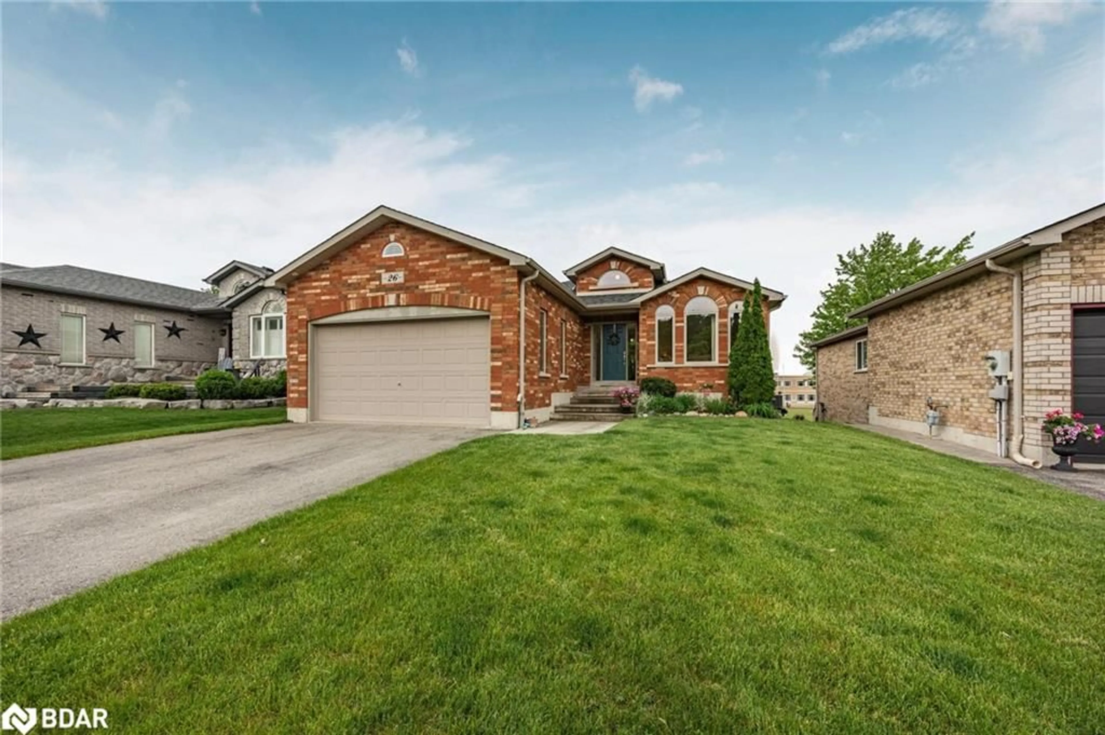 Home with brick exterior material, street for 26 Wildflower Crt, Barrie Ontario L4N 4G3