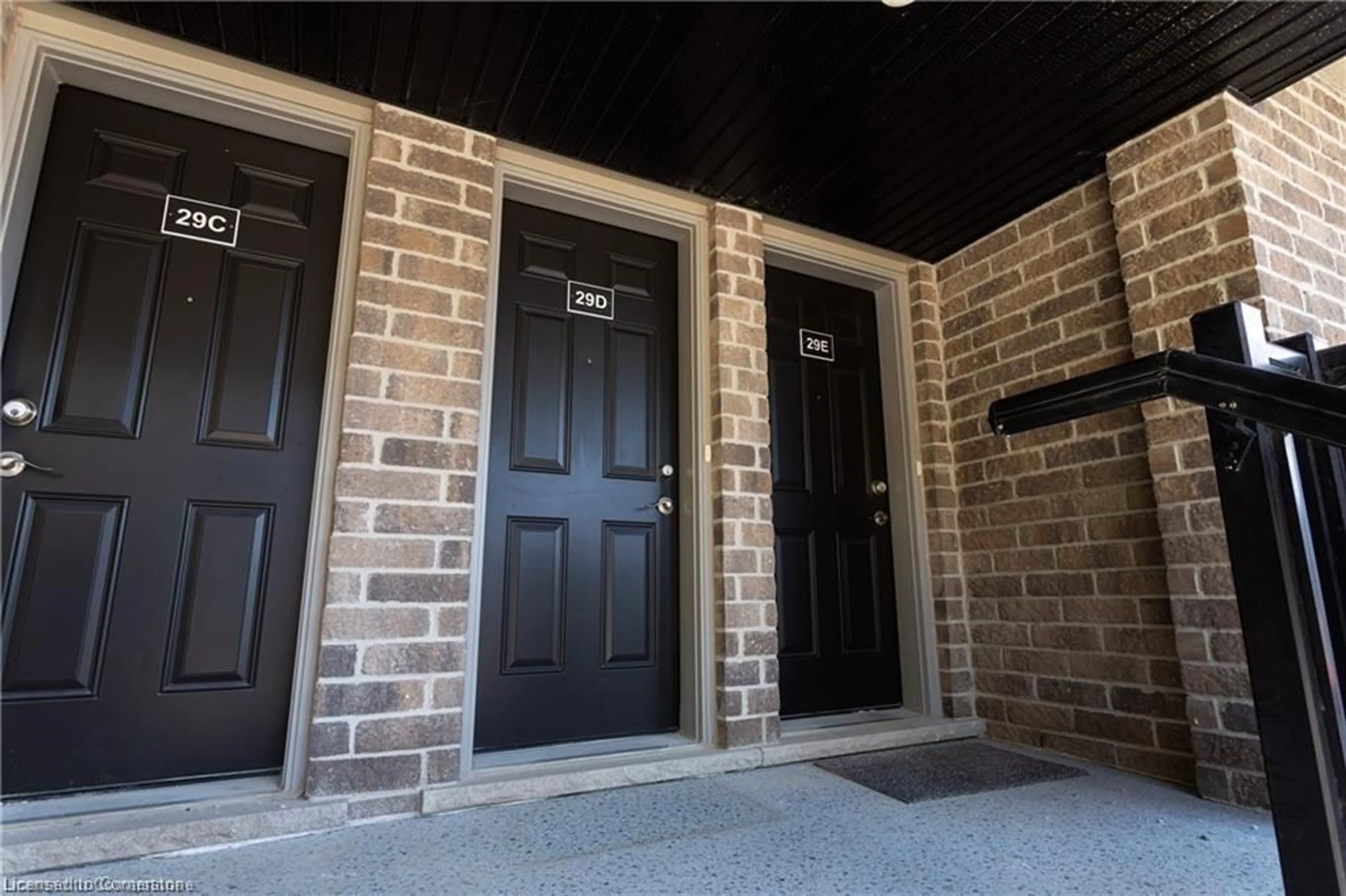 Indoor entryway for 1989 Ottawa St #29D, Kitchener Ontario N2E 0G7