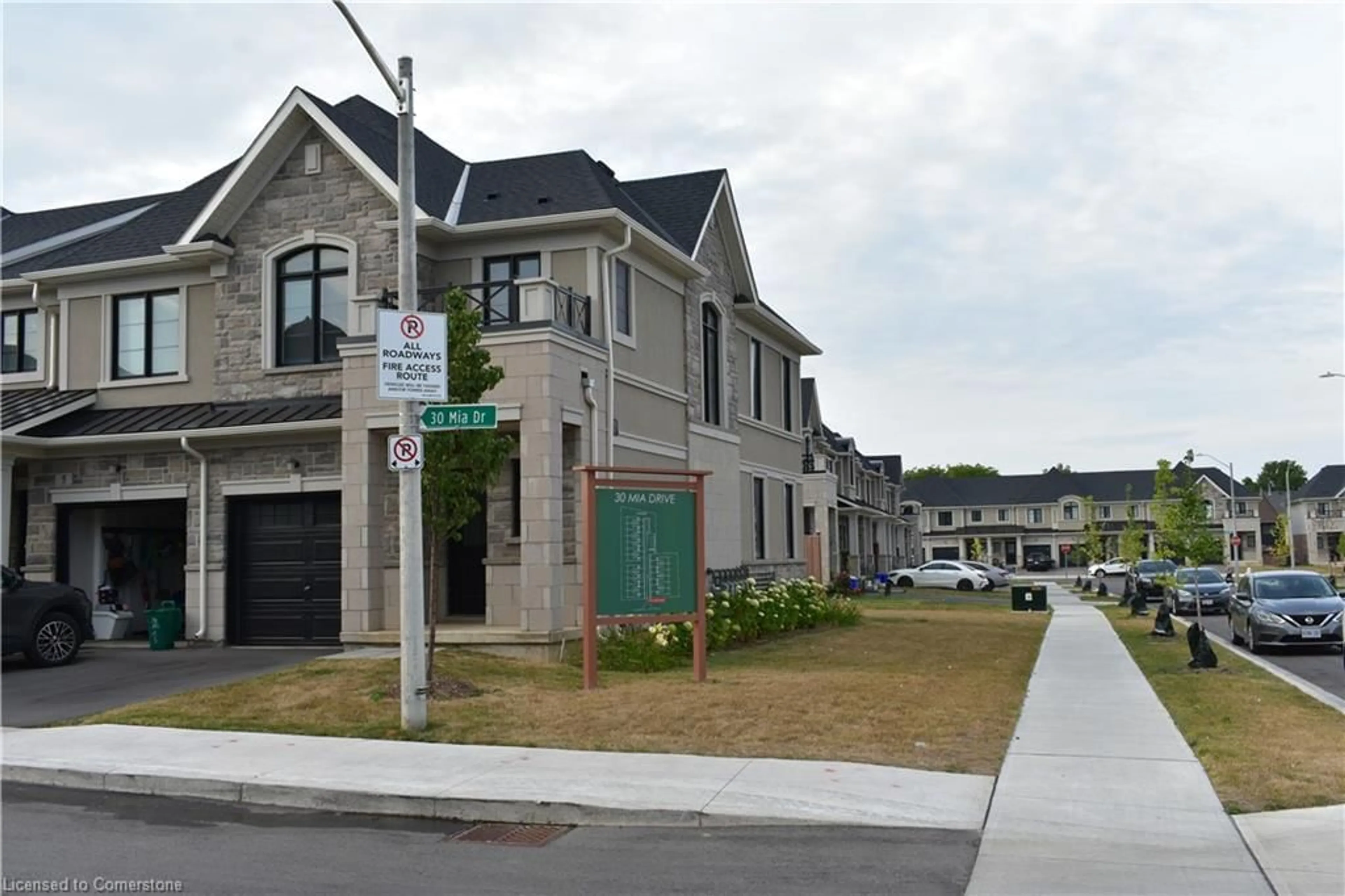 Unknown for 30 Mia Dr #6, Hamilton Ontario L9B 0K1