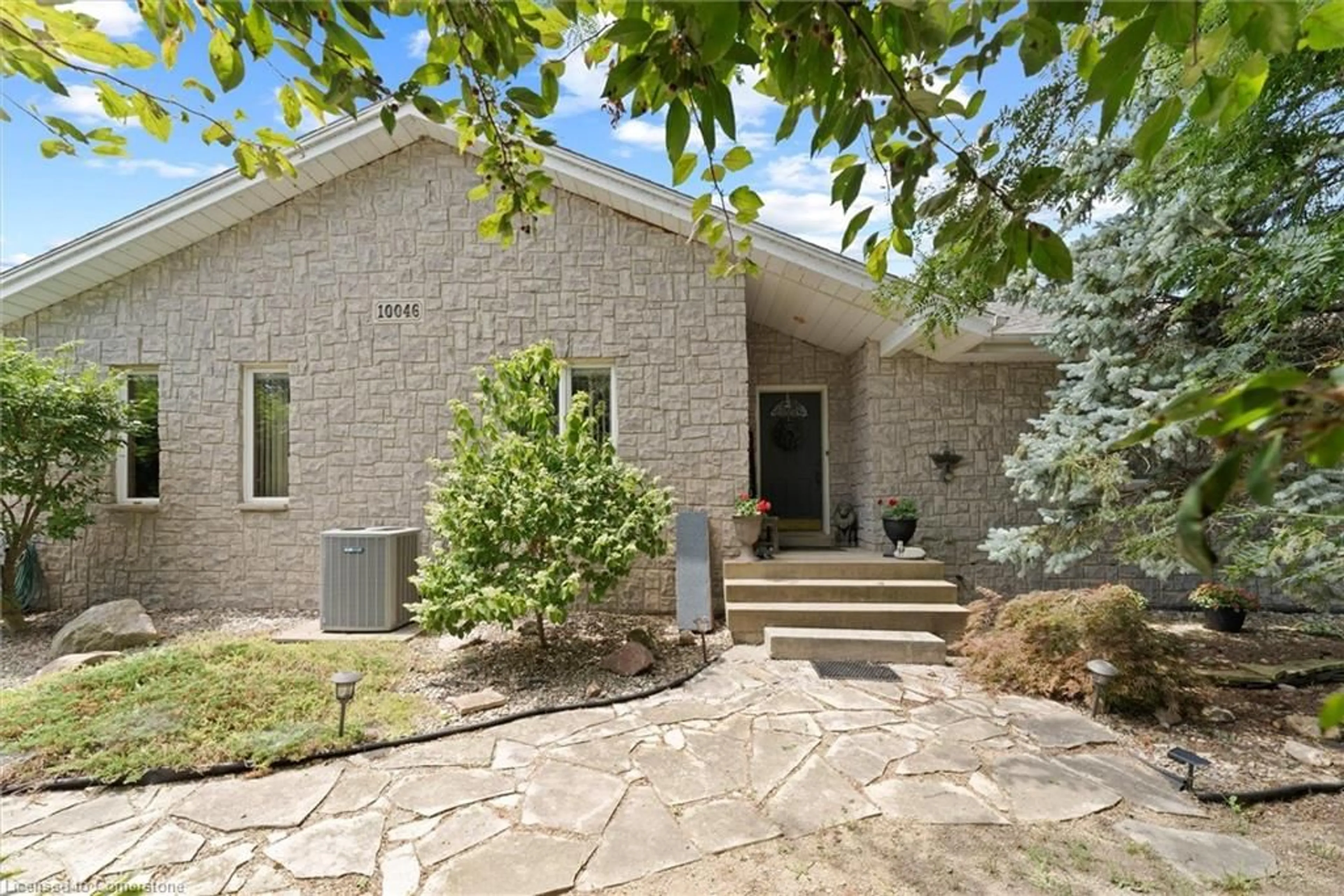Unknown for 10046 Walker Rd, Amherstburg Ontario N0R 1J0