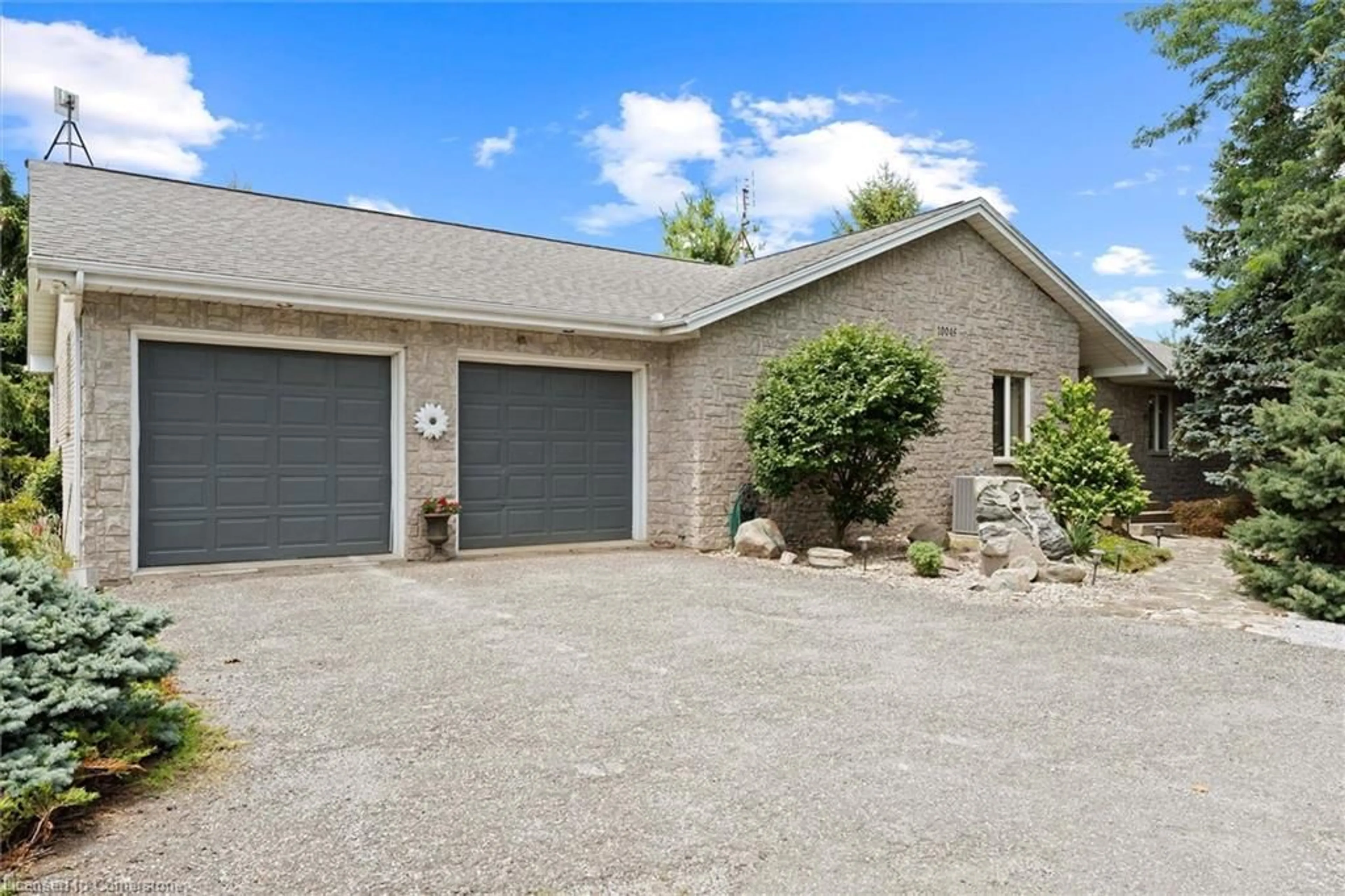 Unknown for 10046 Walker Rd, Amherstburg Ontario N0R 1J0