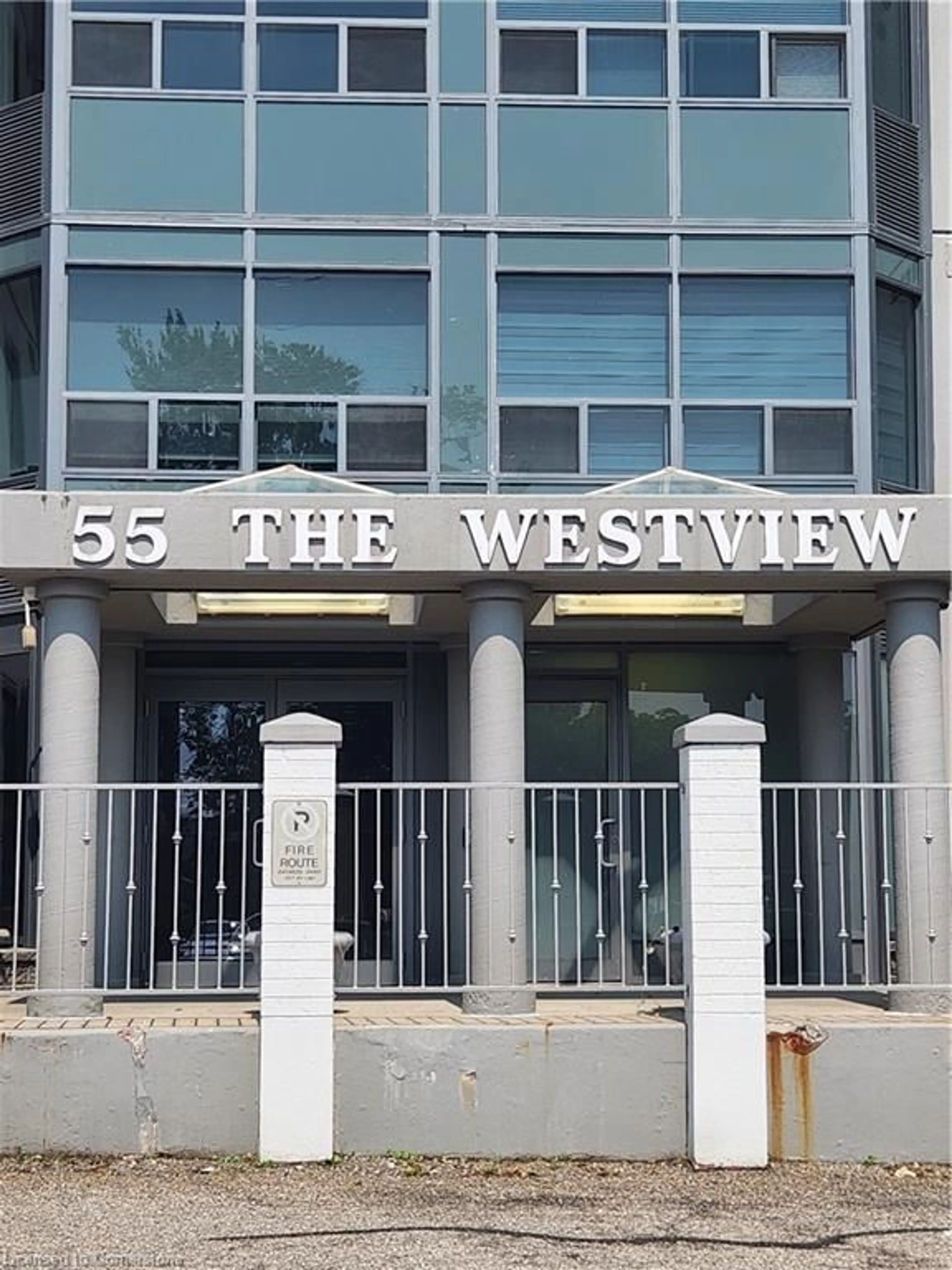 Lobby for 55 Green Valley Dr #1710, Kitchener Ontario N2P 1Z6
