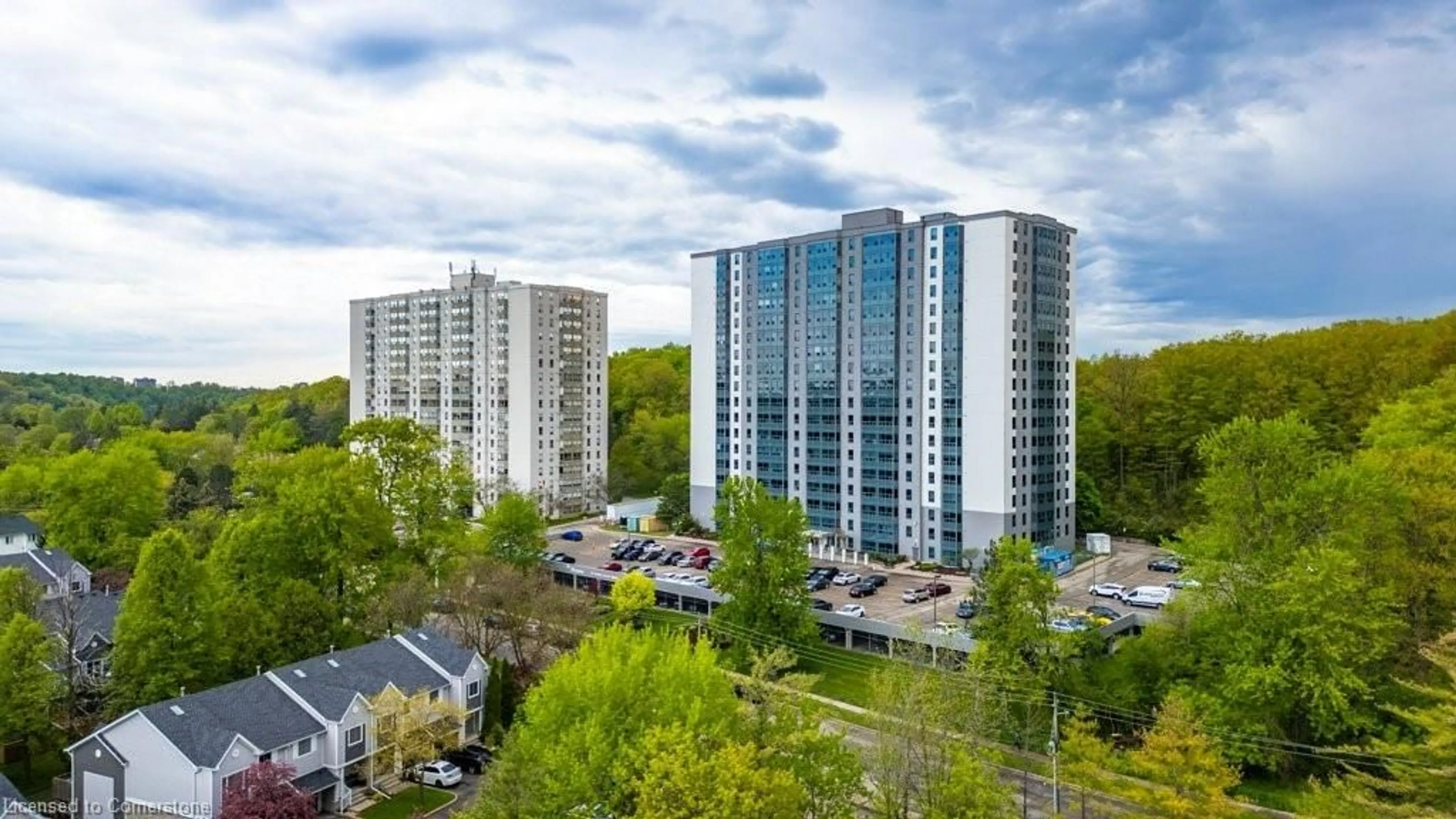 A pic from outside/outdoor area/front of a property/back of a property/a pic from drone, city buildings view from balcony for 55 Green Valley Dr #1710, Kitchener Ontario N2P 1Z6