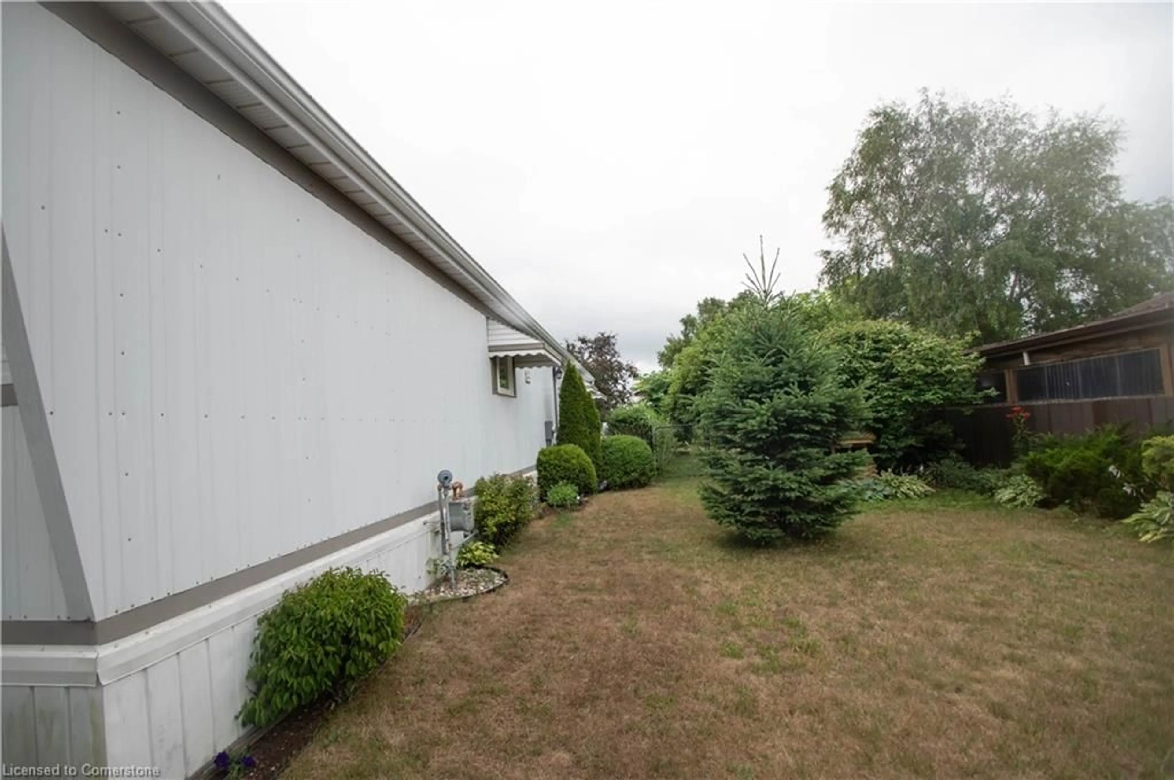 Patio, unknown for 3 Fifth St, Delhi Ontario N4B 2W6