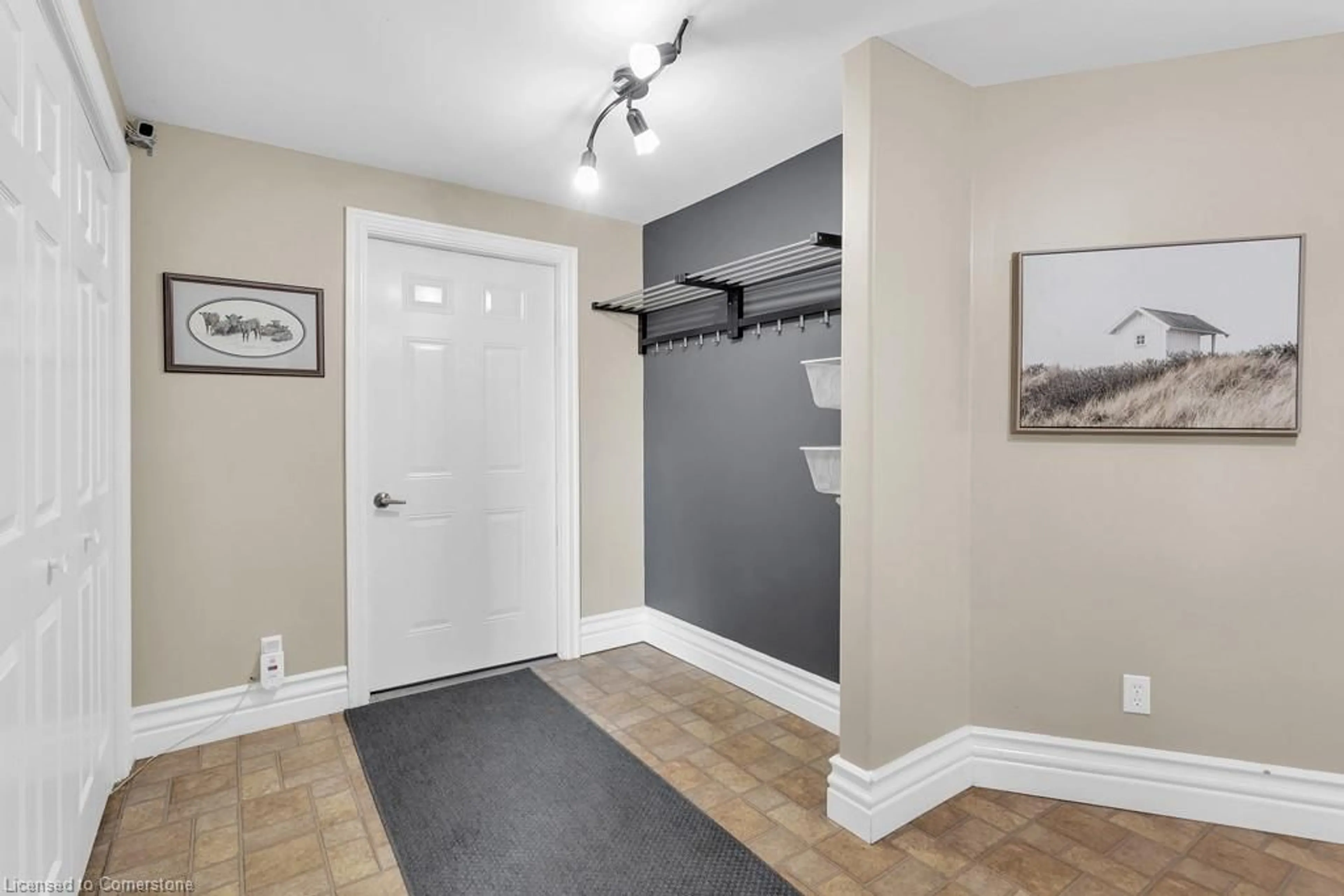 Indoor entryway for 827171 Township Rd 8, Drumbo Ontario N0J 1G0