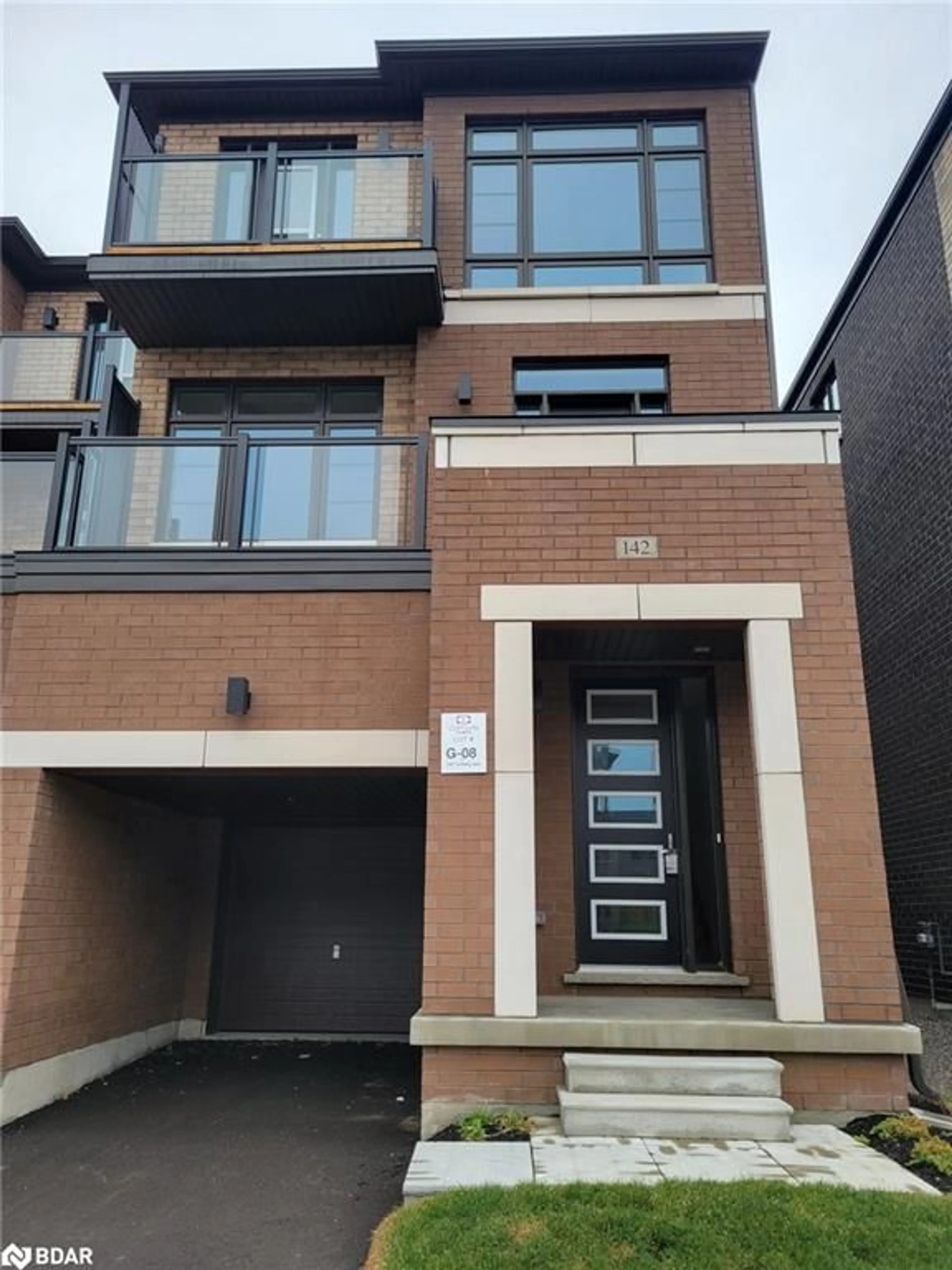 Home with brick exterior material, street for 142 Turnberry Lane, Barrie Ontario L4N 6A3