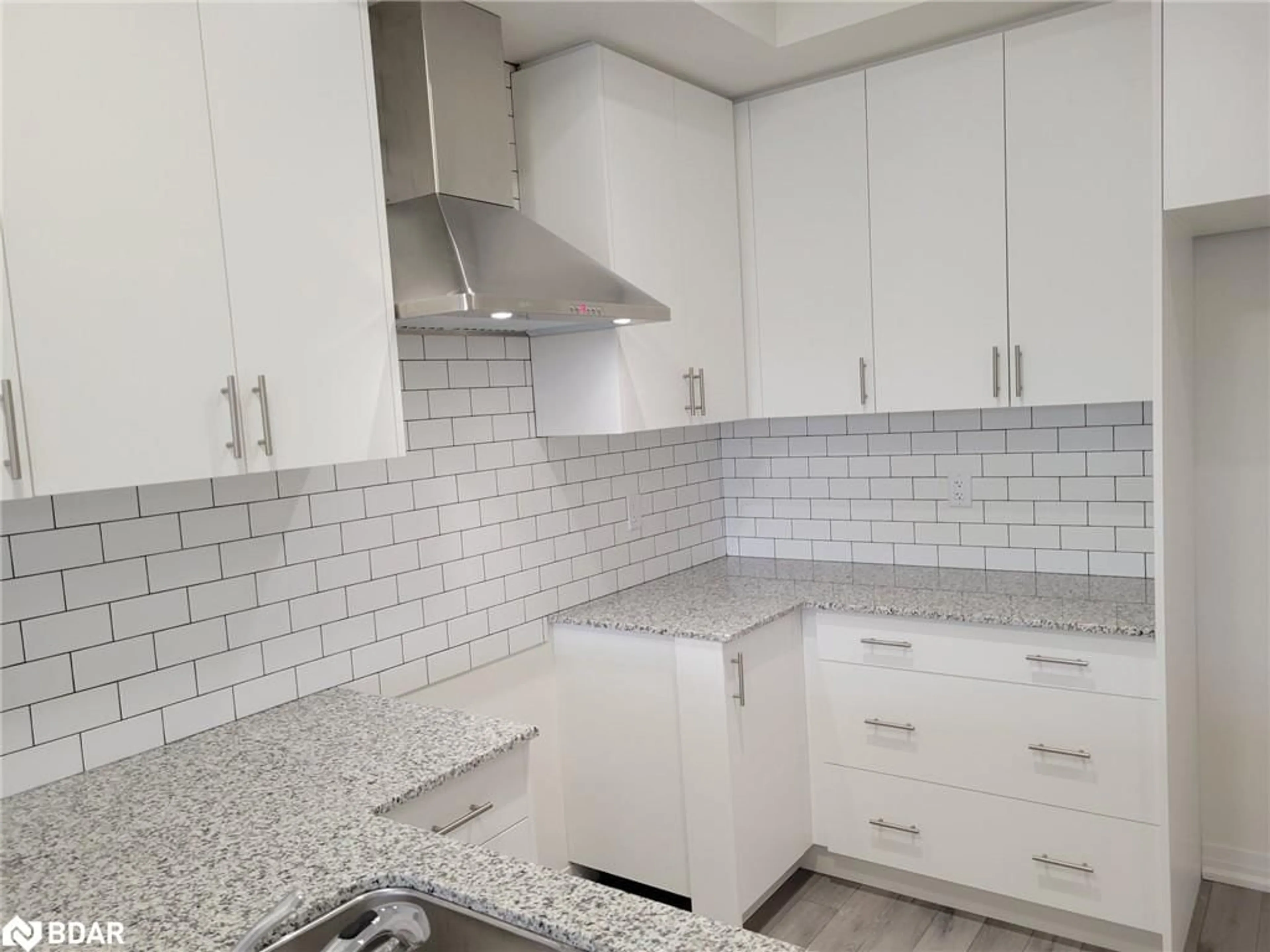 Unknown for 142 Turnberry Lane, Barrie Ontario L4N 6A3