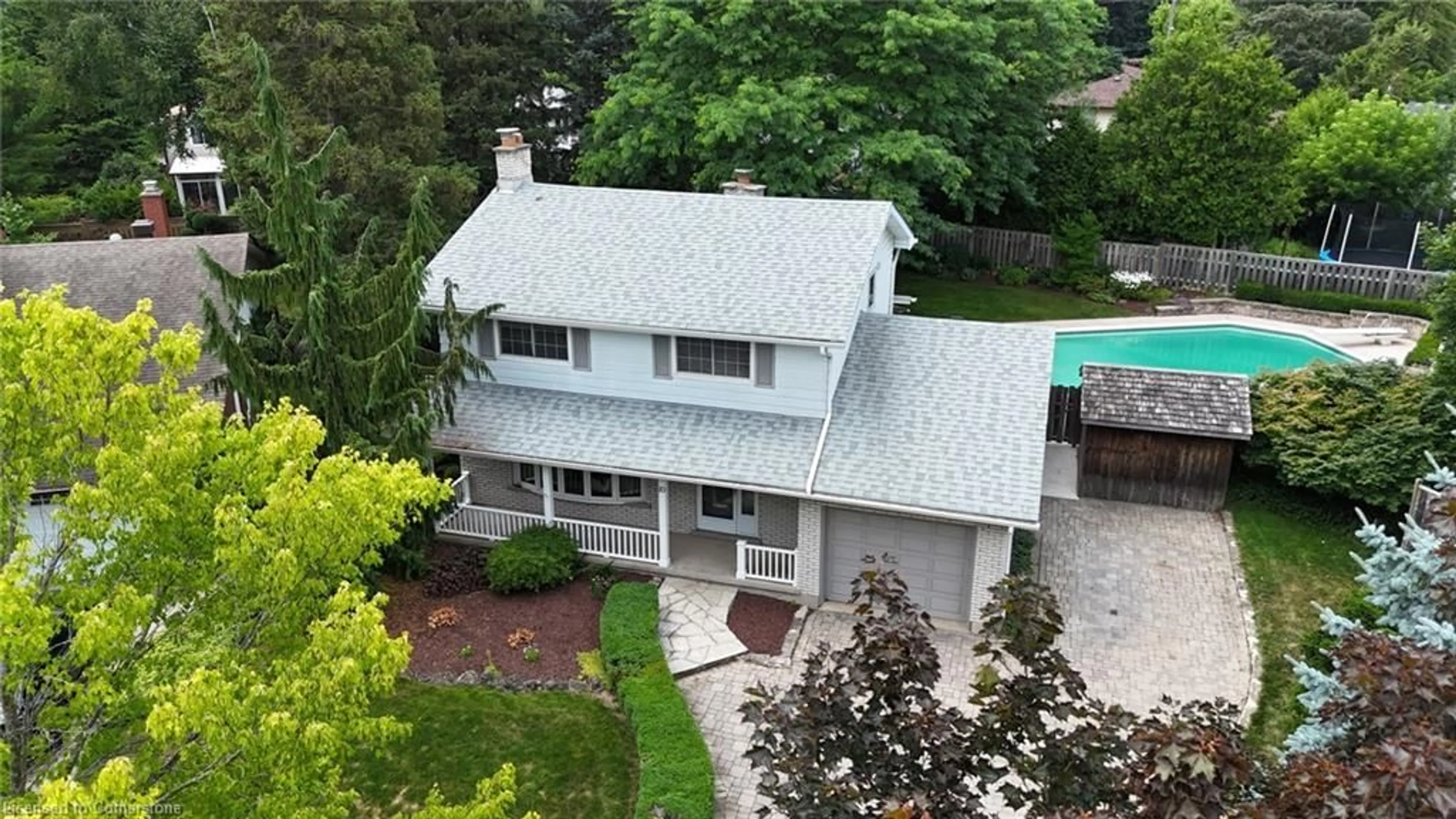 A pic from outside/outdoor area/front of a property/back of a property/a pic from drone, unknown for 10 Eton Pl, Guelph Ontario N1E 3L5