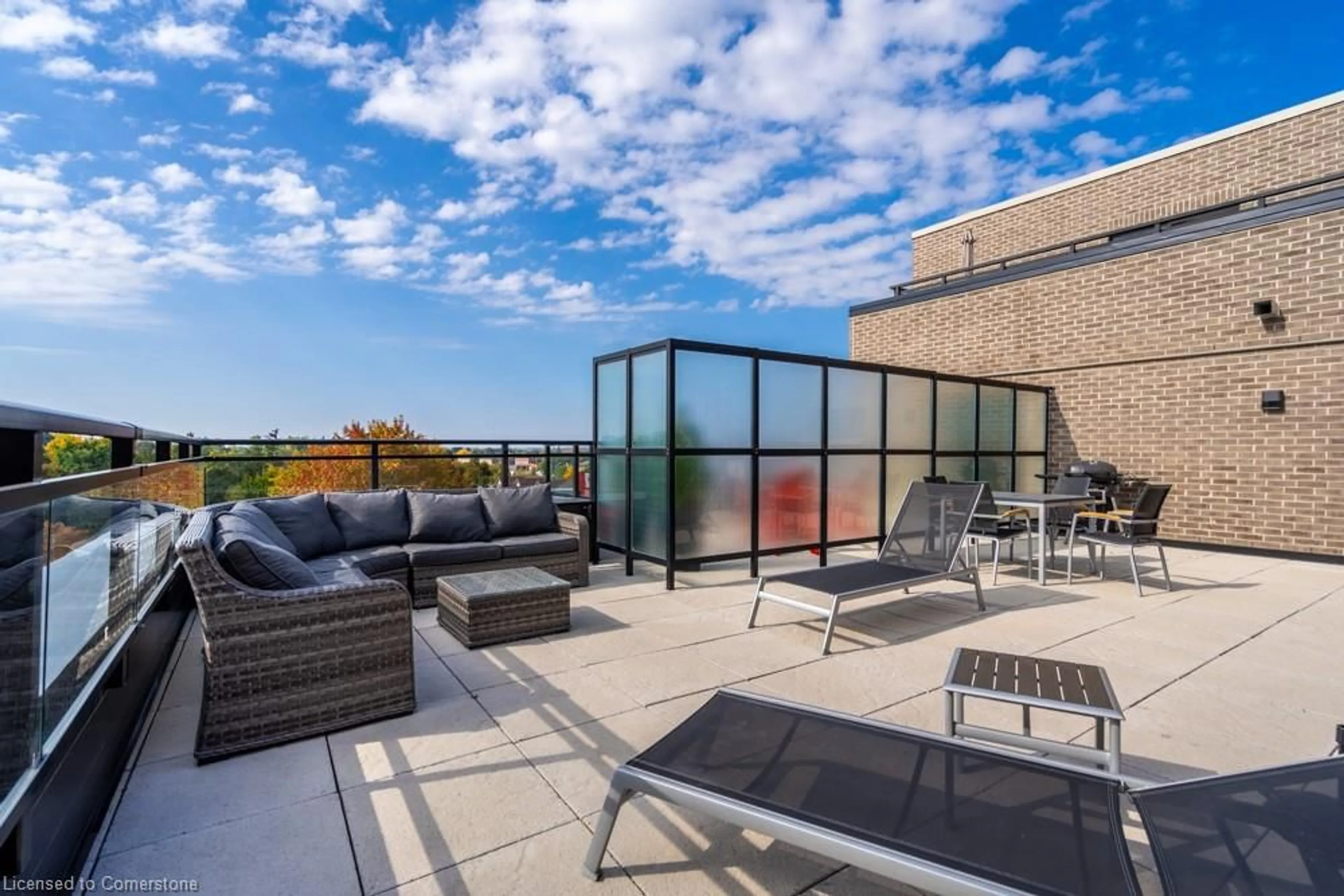 Patio, unknown for 30 Hamilton St #305, Waterdown Ontario L8B 1V8