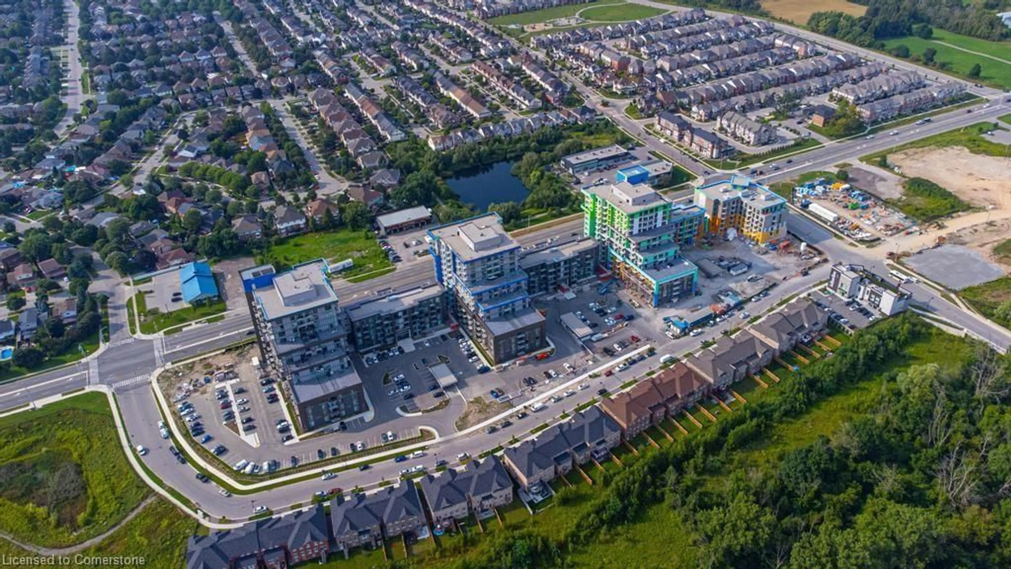 A pic from outside/outdoor area/front of a property/back of a property/a pic from drone, building for 460 Dundas St #703, Waterdown Ontario L8B 2A5