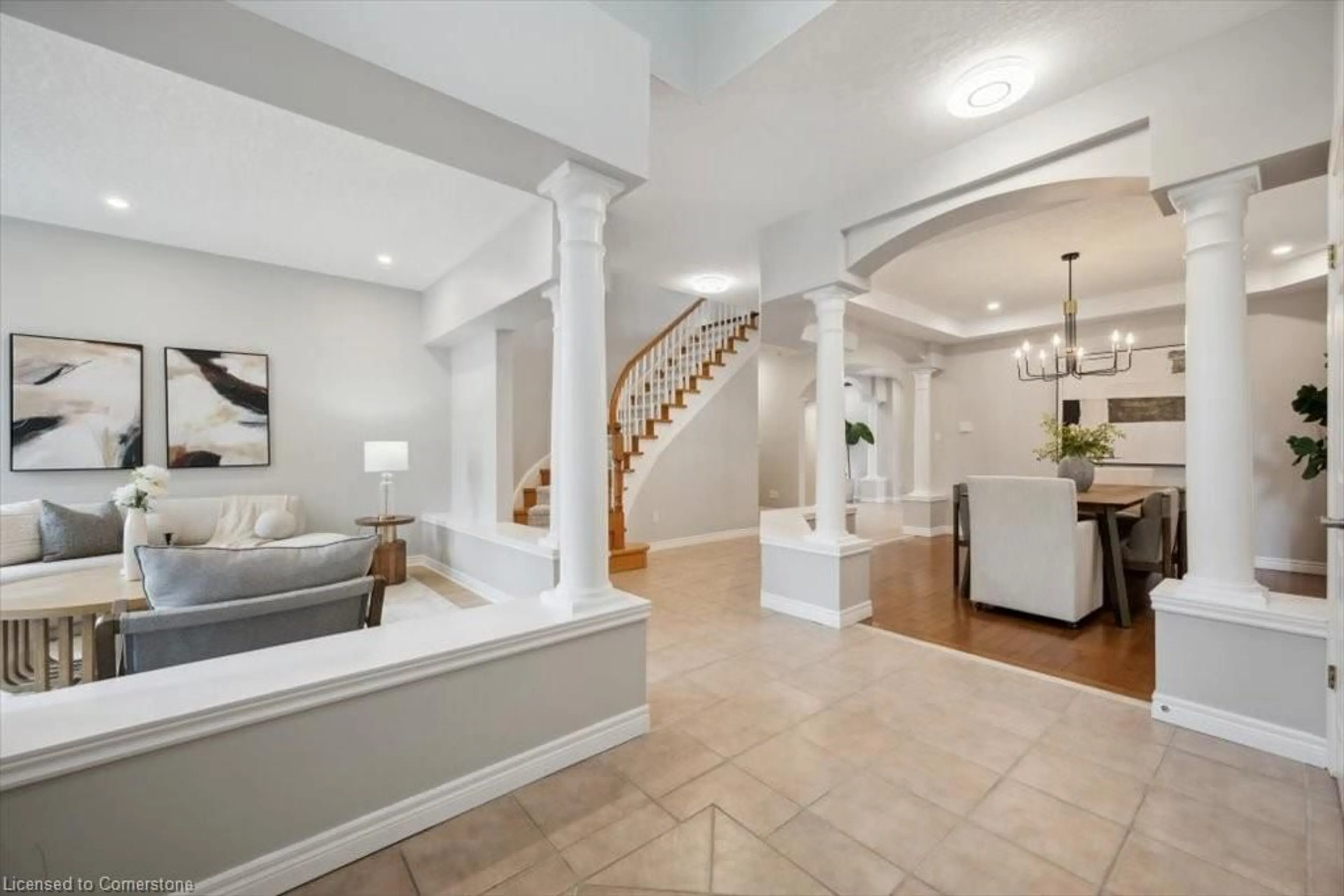 Indoor foyer for 3 Kestrel St, Kitchener Ontario N2K 4K3