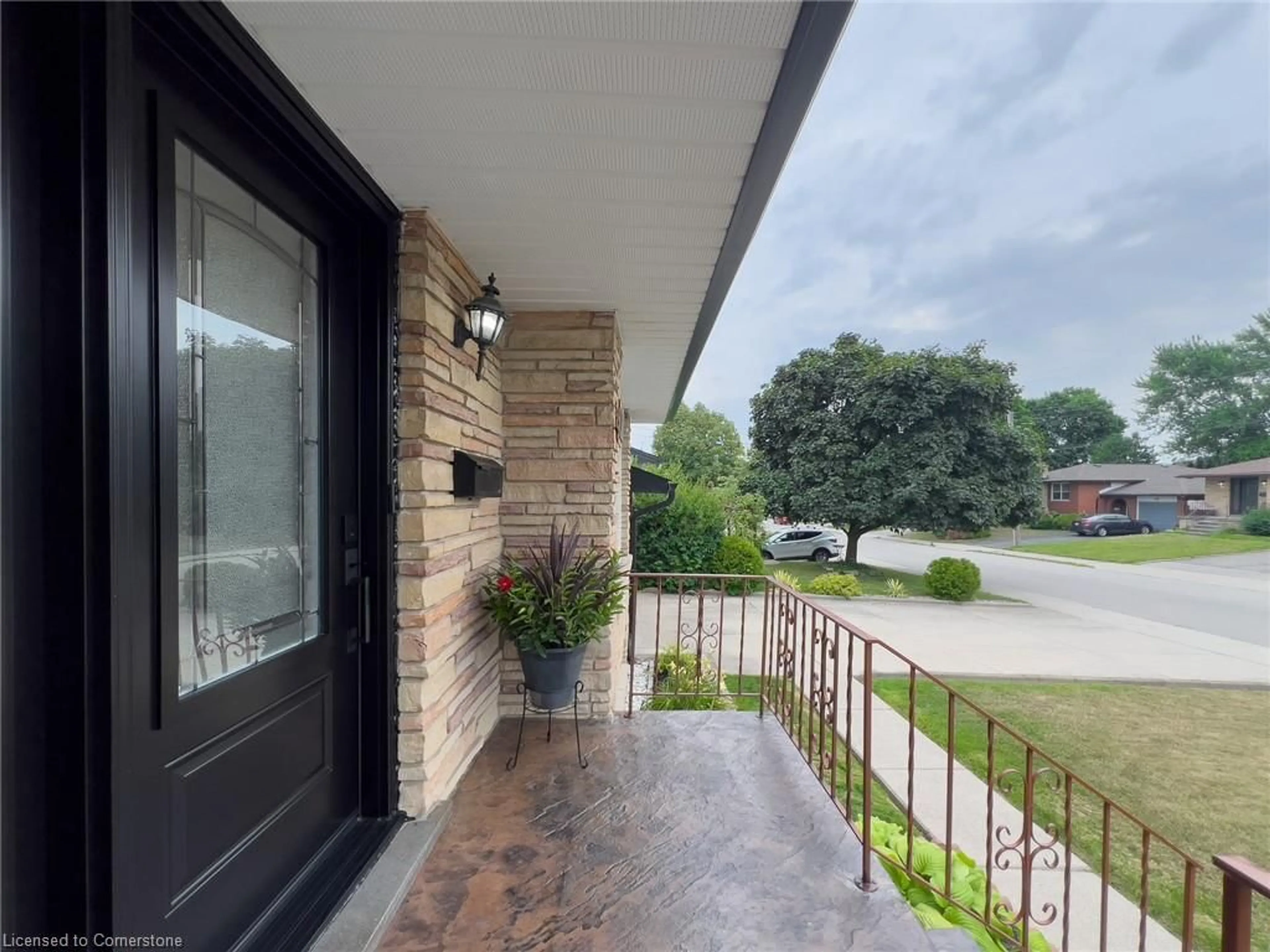 Unknown for 122 Glen Forest Dr, Hamilton Ontario L8K 5Z1
