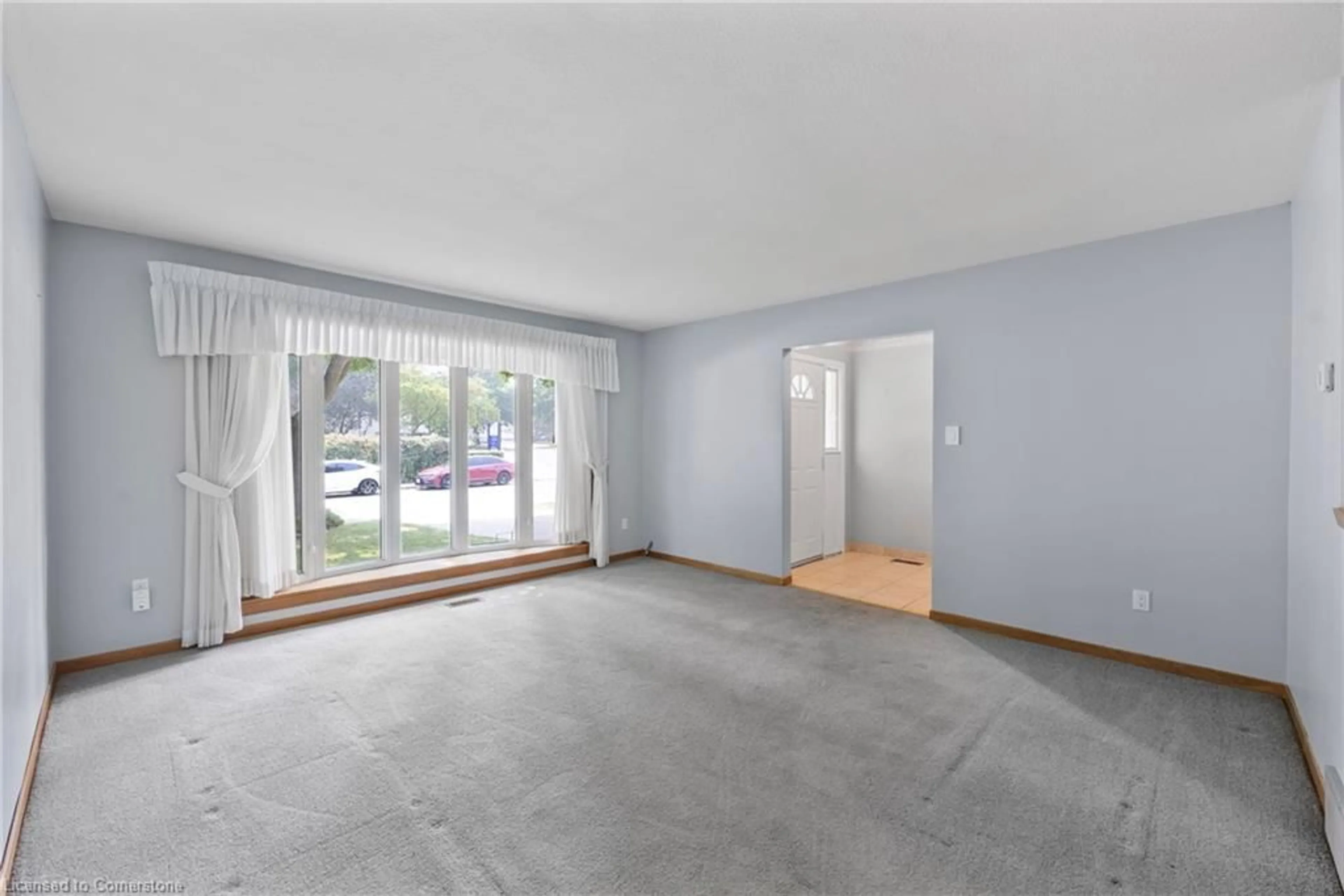 A pic of a room for 49 Jerome Cres, Hamilton Ontario L8E 1K7