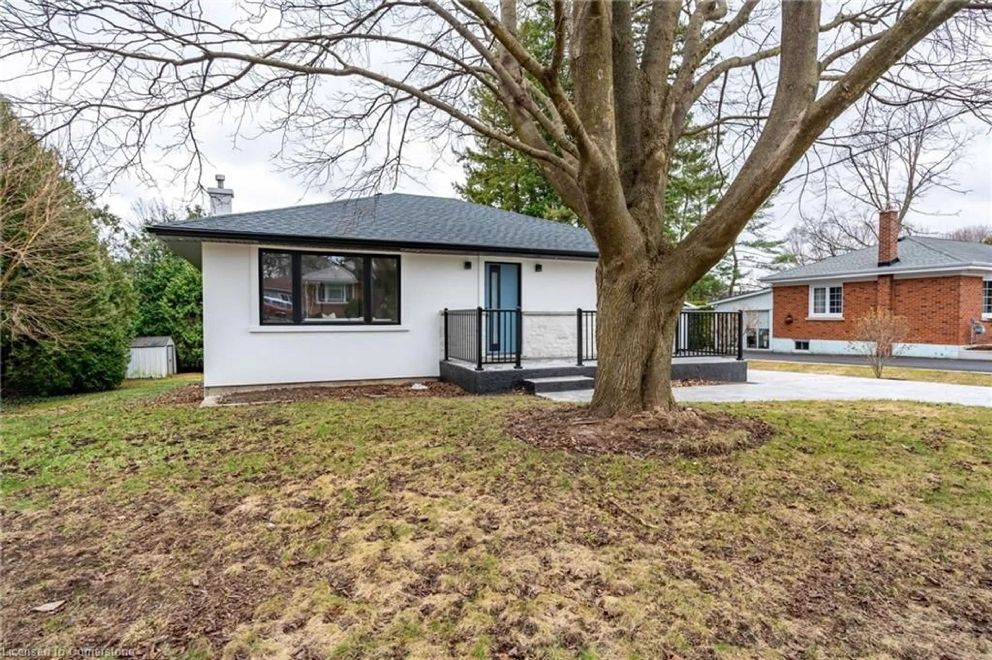 Home with brick exterior material, street for 11 James St, Waterdown Ontario L0R 2H0