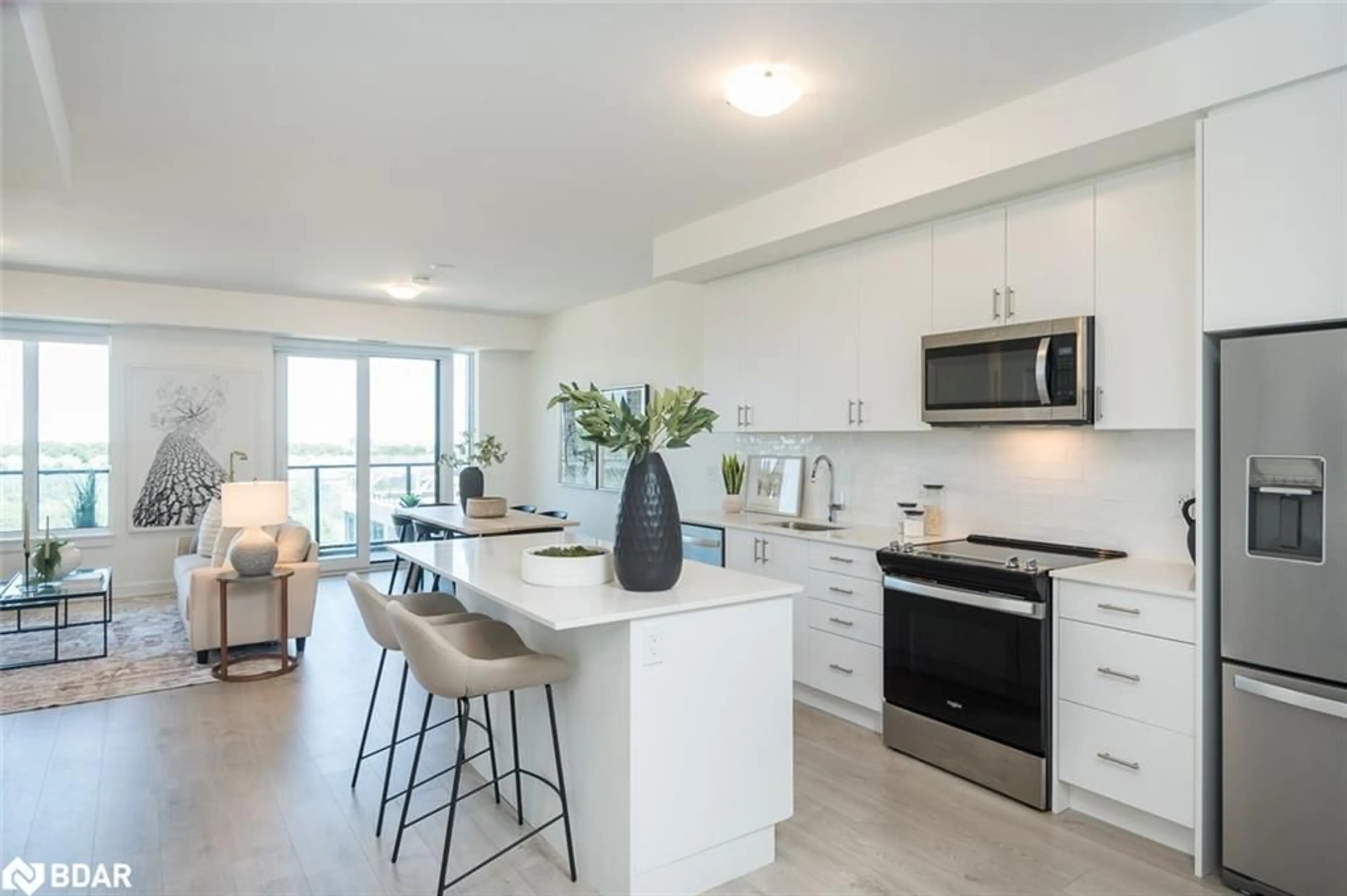 Open concept kitchen, unknown for 3200 William Coltson Ave #1016, Oakville Ontario L6H 7W6
