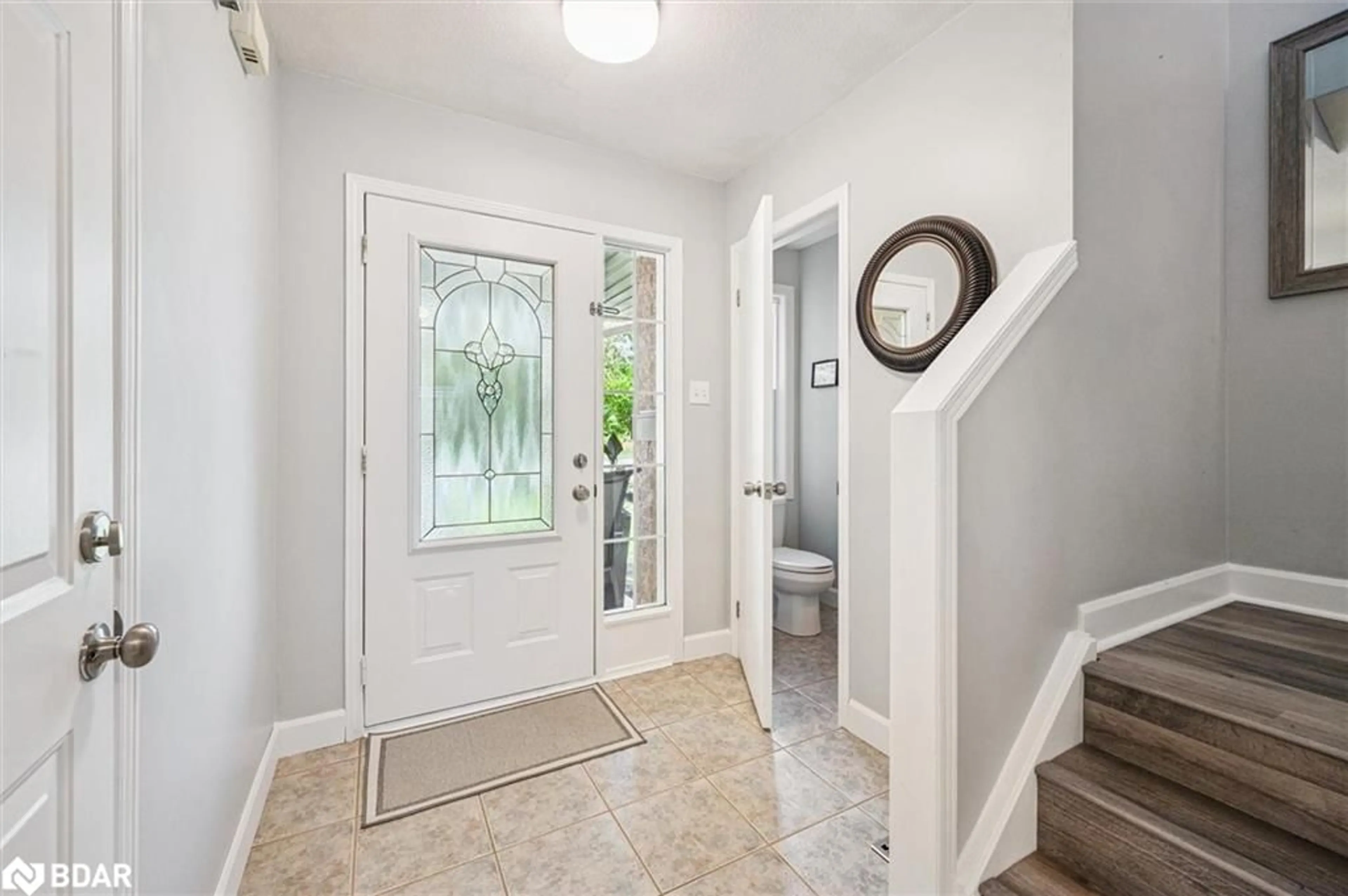 Indoor entryway for 23 Fuller Dr, Guelph Ontario N1E 7J4