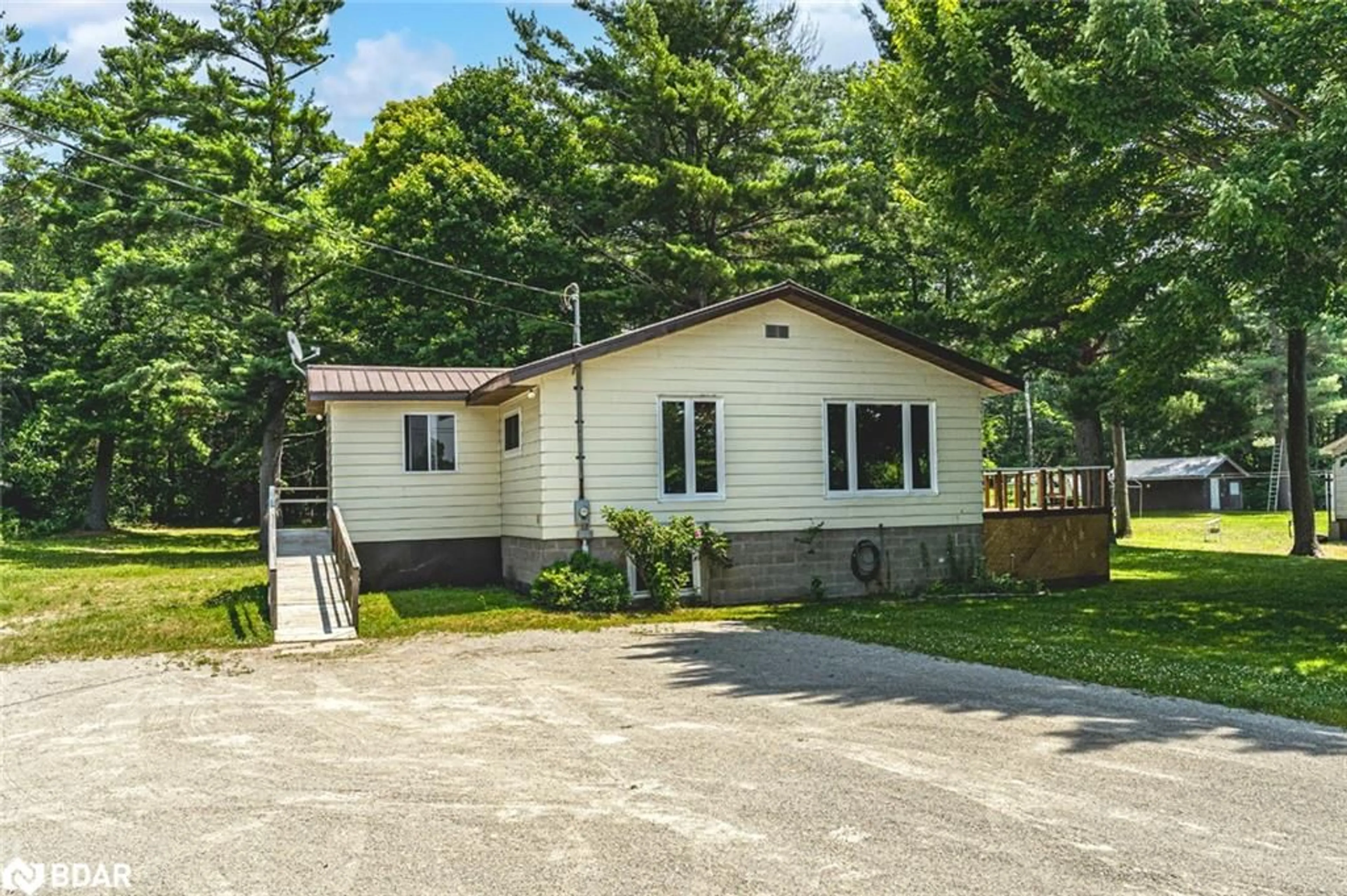 Unknown for 332 Baxter Loop Rd, Honey Harbour Ontario L0K 1S0