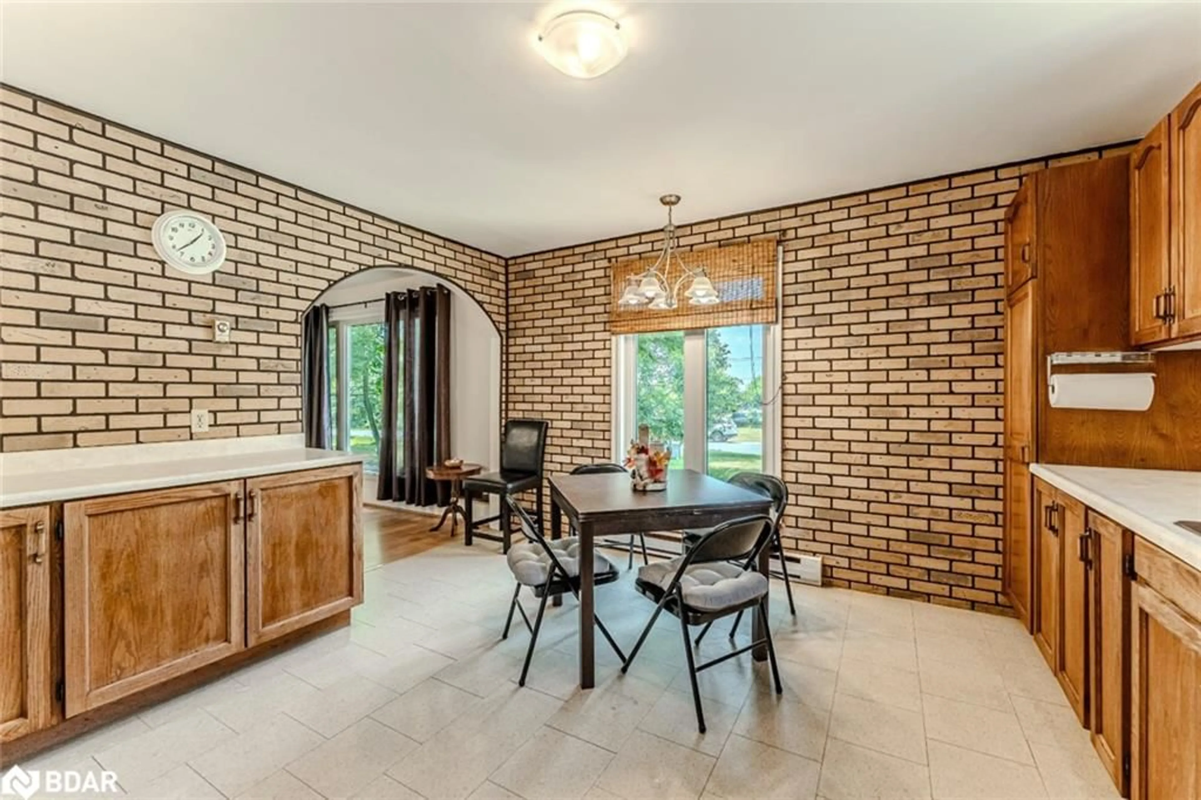 Dining room, ceramic/tile floor for 332 Baxter Loop Rd, Honey Harbour Ontario L0K 1S0