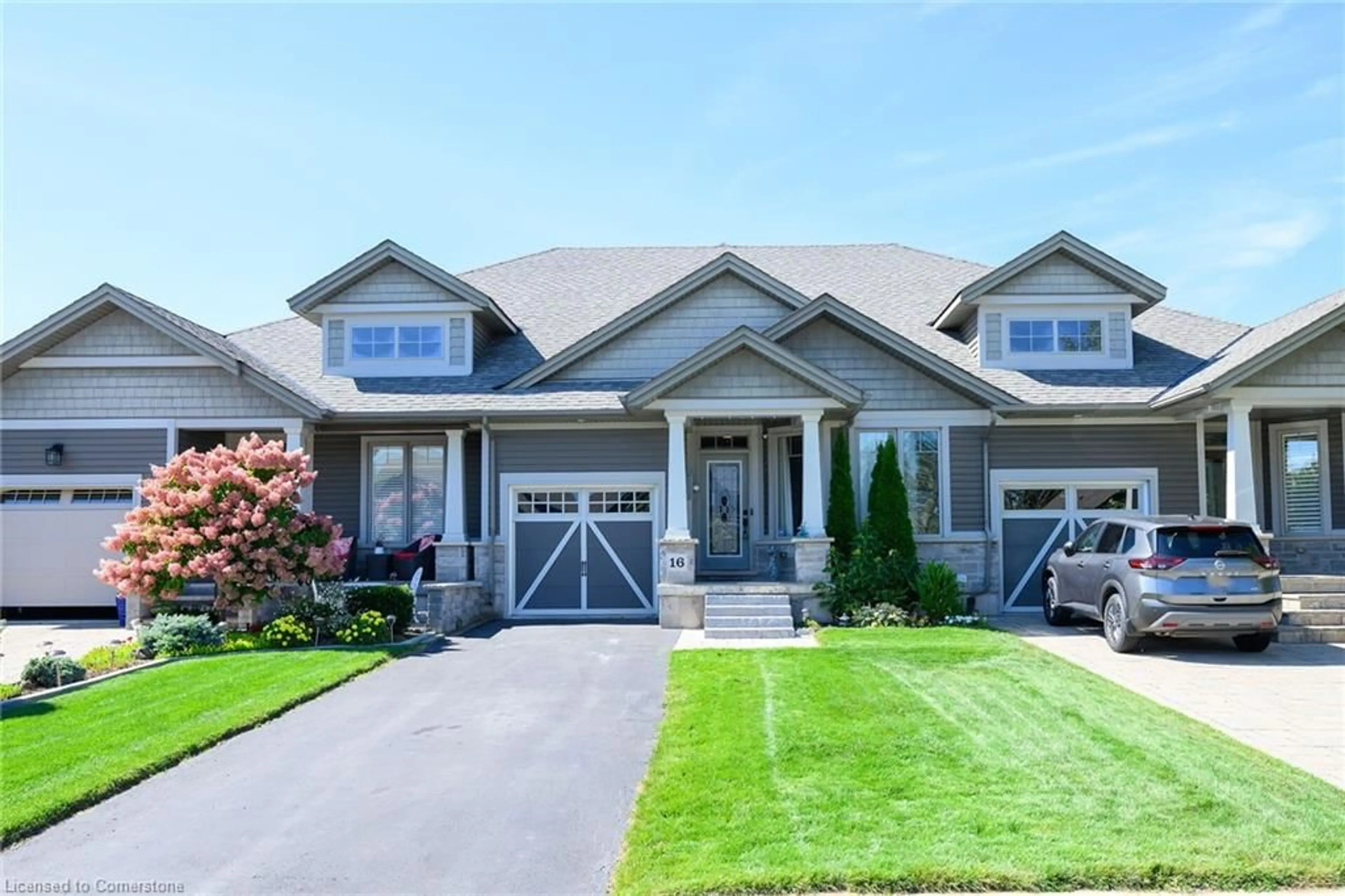 Home with vinyl exterior material, street for 16 Brookside Terr, Smithville Ontario L0R 2A0